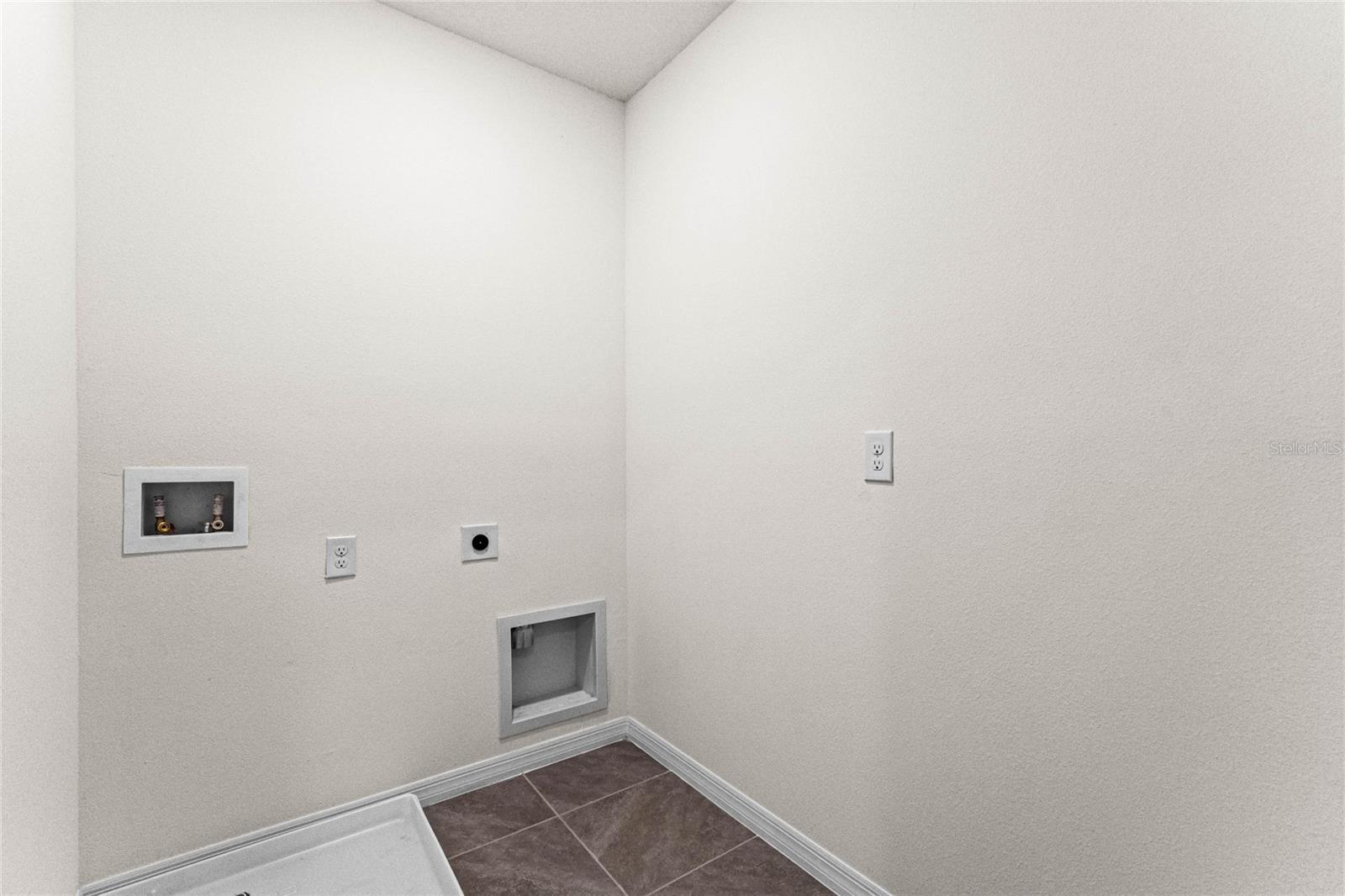 Image 21 of 32 For 3367 Wye Oak Drive