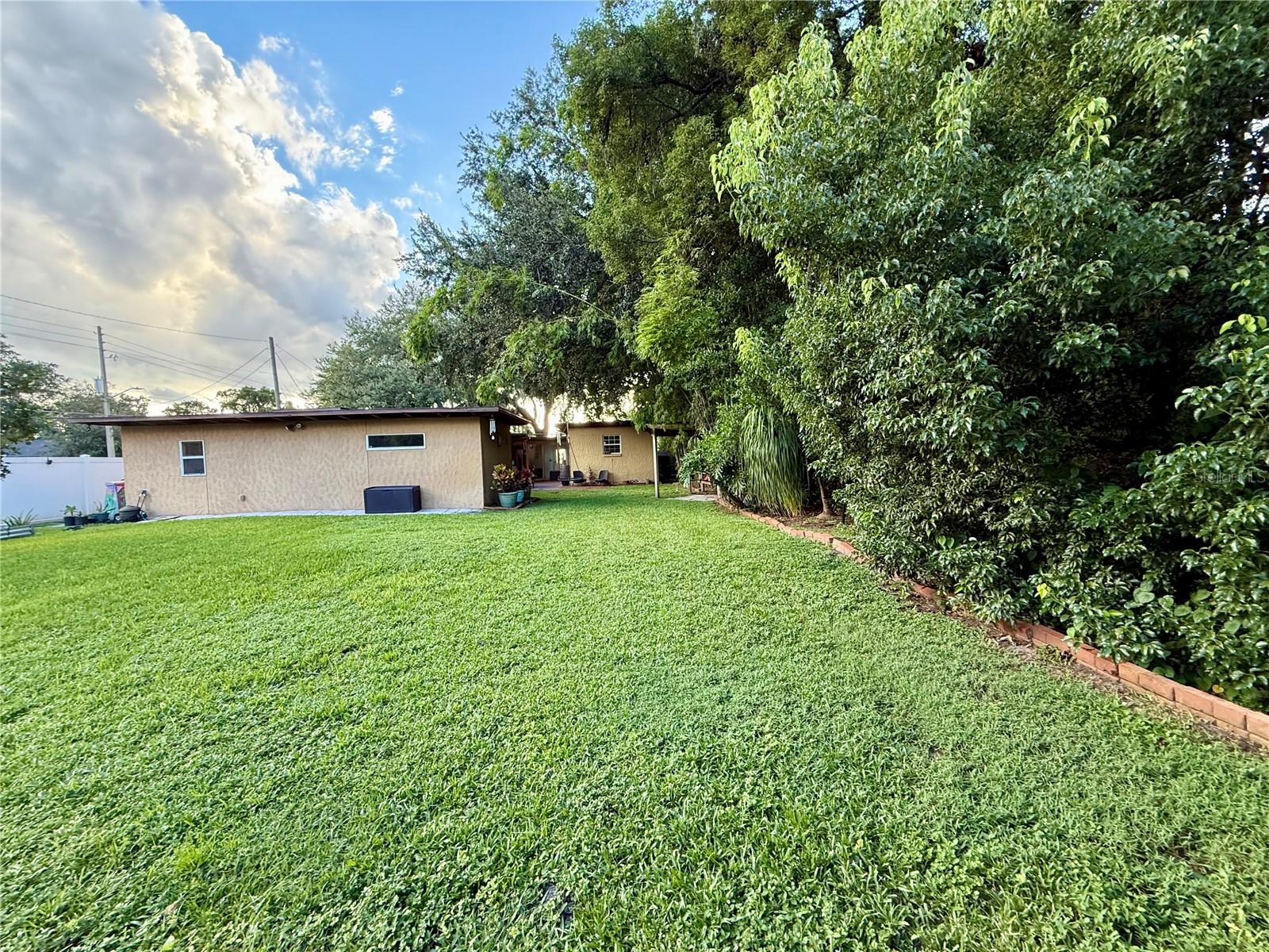 Image 61 of 82 For 1835 Oak Lane