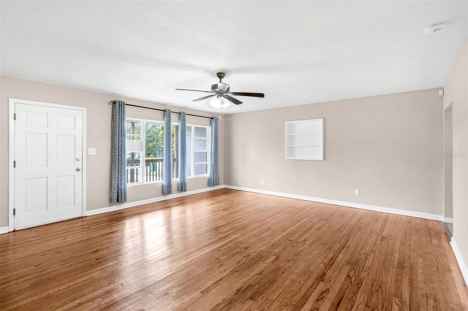 Image 3 of 17 For 1108 Abington Street