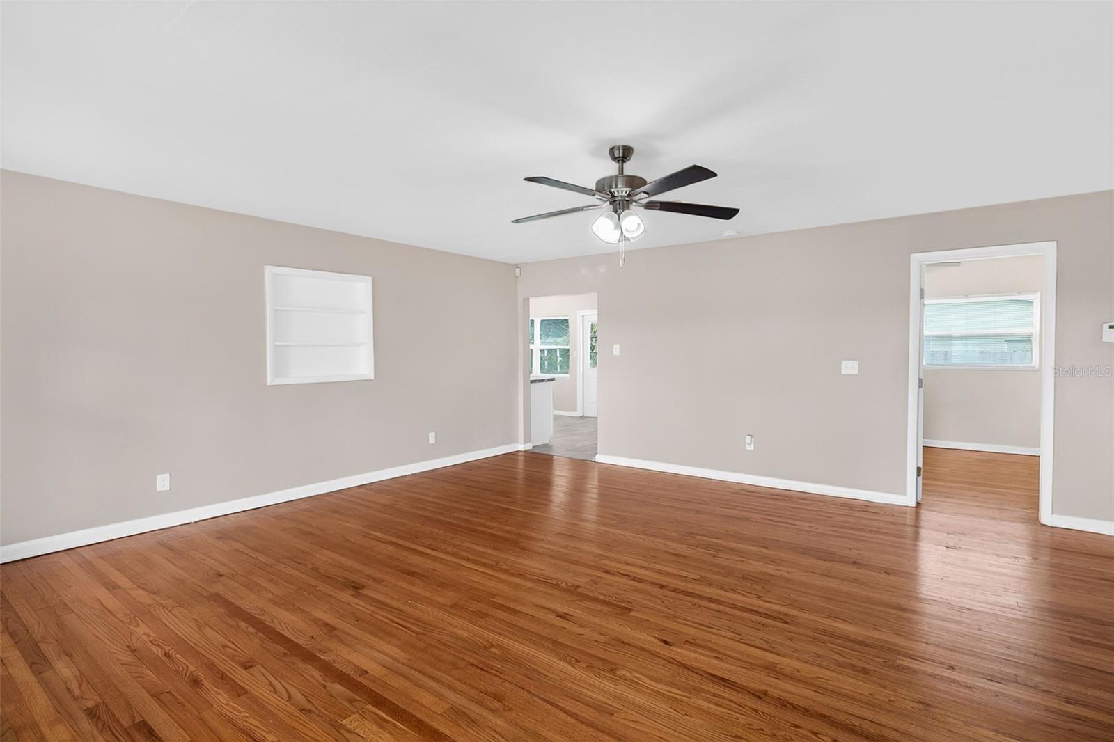 Image 4 of 17 For 1108 Abington Street