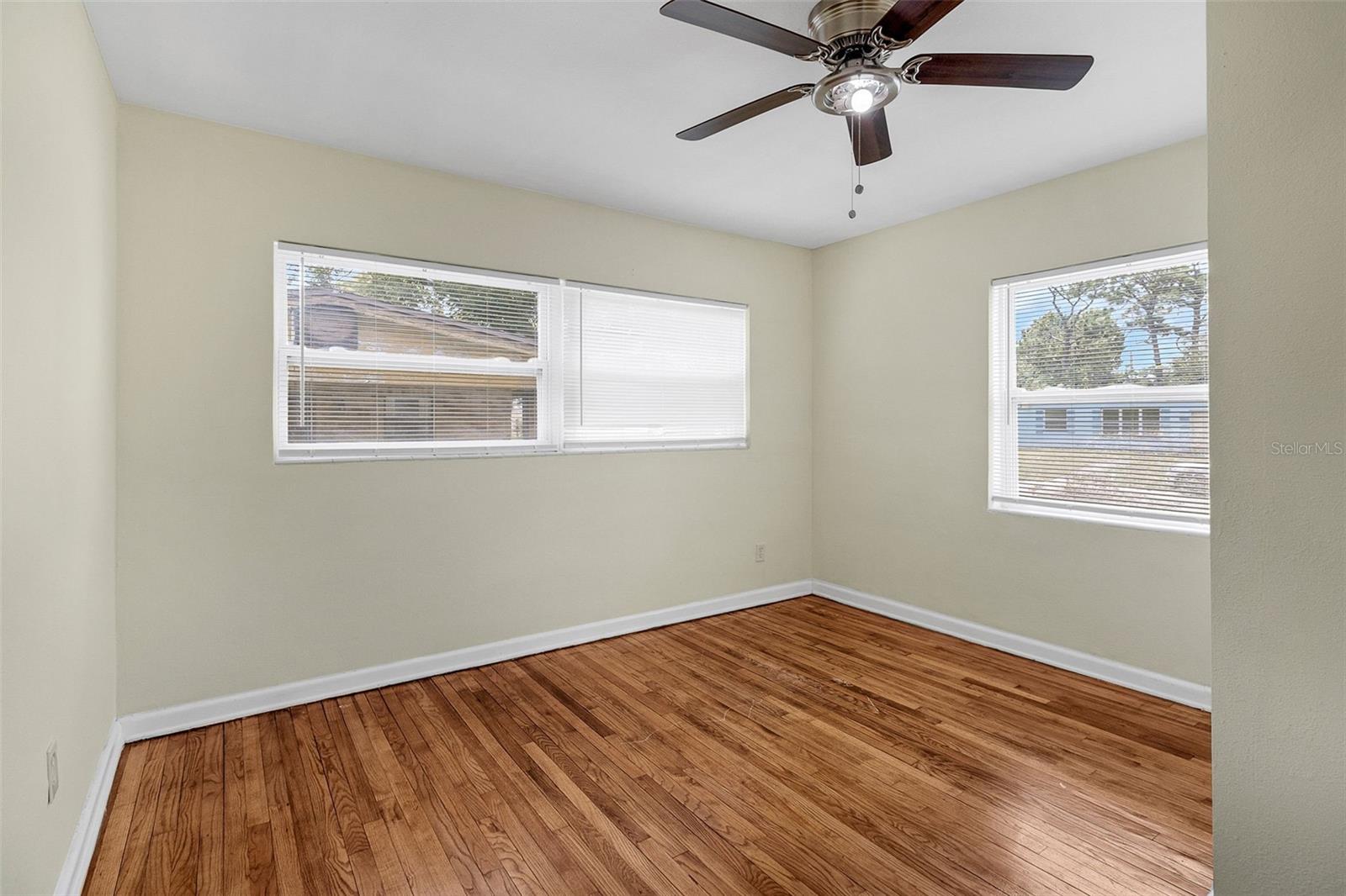 Image 8 of 17 For 1108 Abington Street
