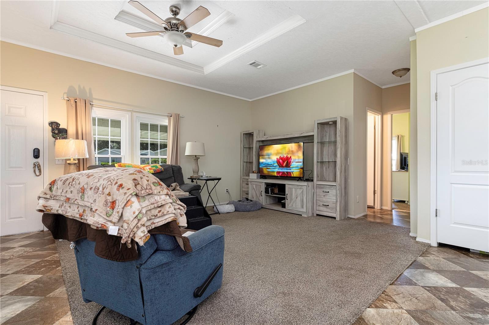 Image 10 of 29 For 25144 Spanish Moss Circle
