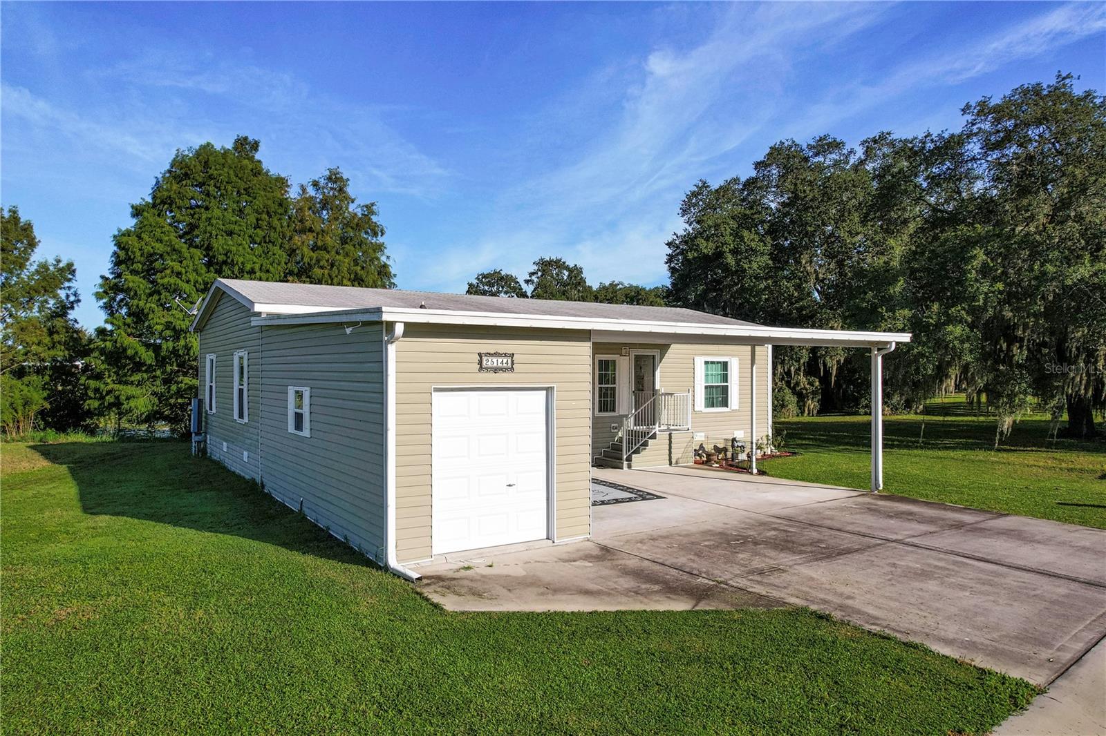 Image 3 of 29 For 25144 Spanish Moss Circle