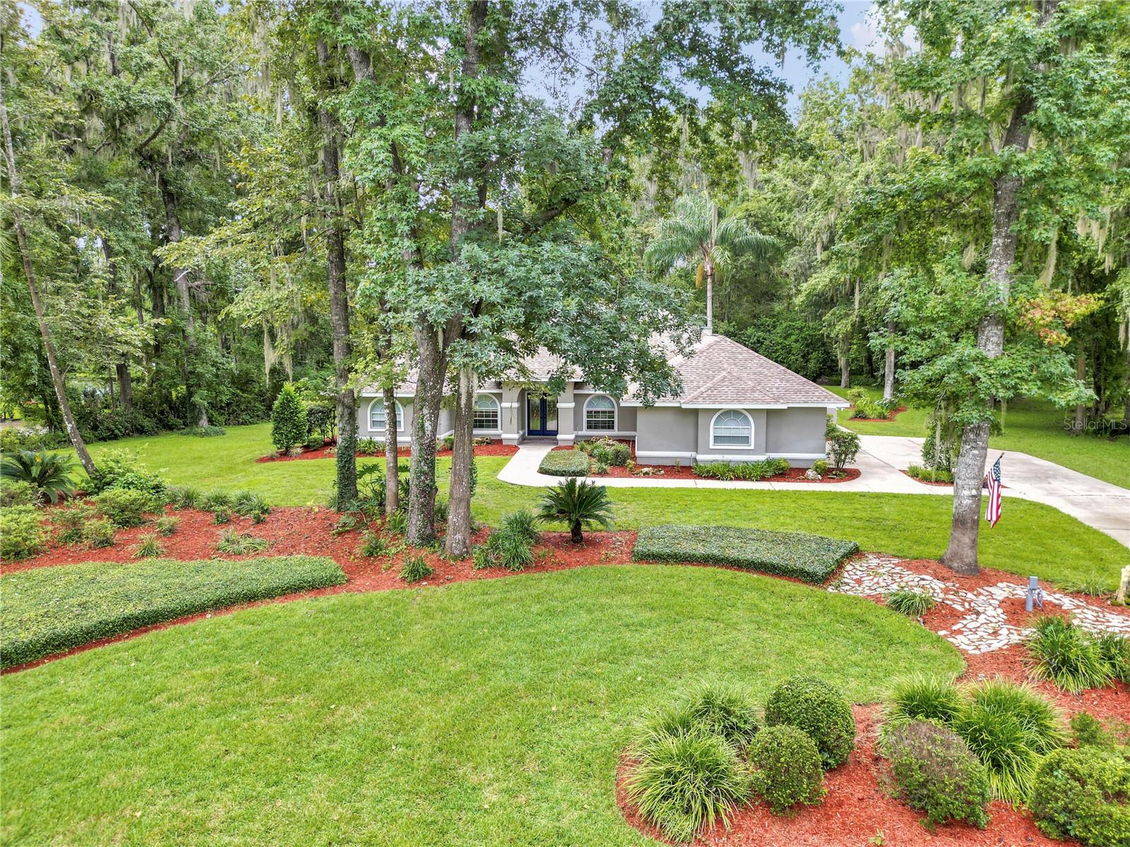 Image 4 of 55 For 6894 12th Circle