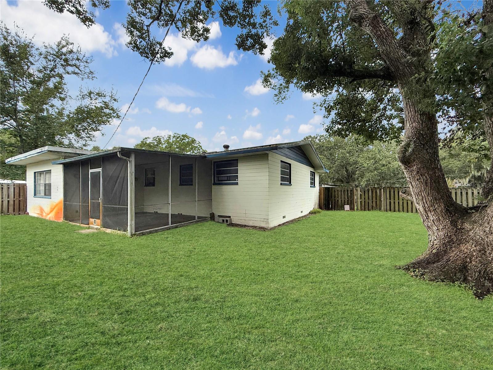 Image 16 of 19 For 1223 Midway Boulevard