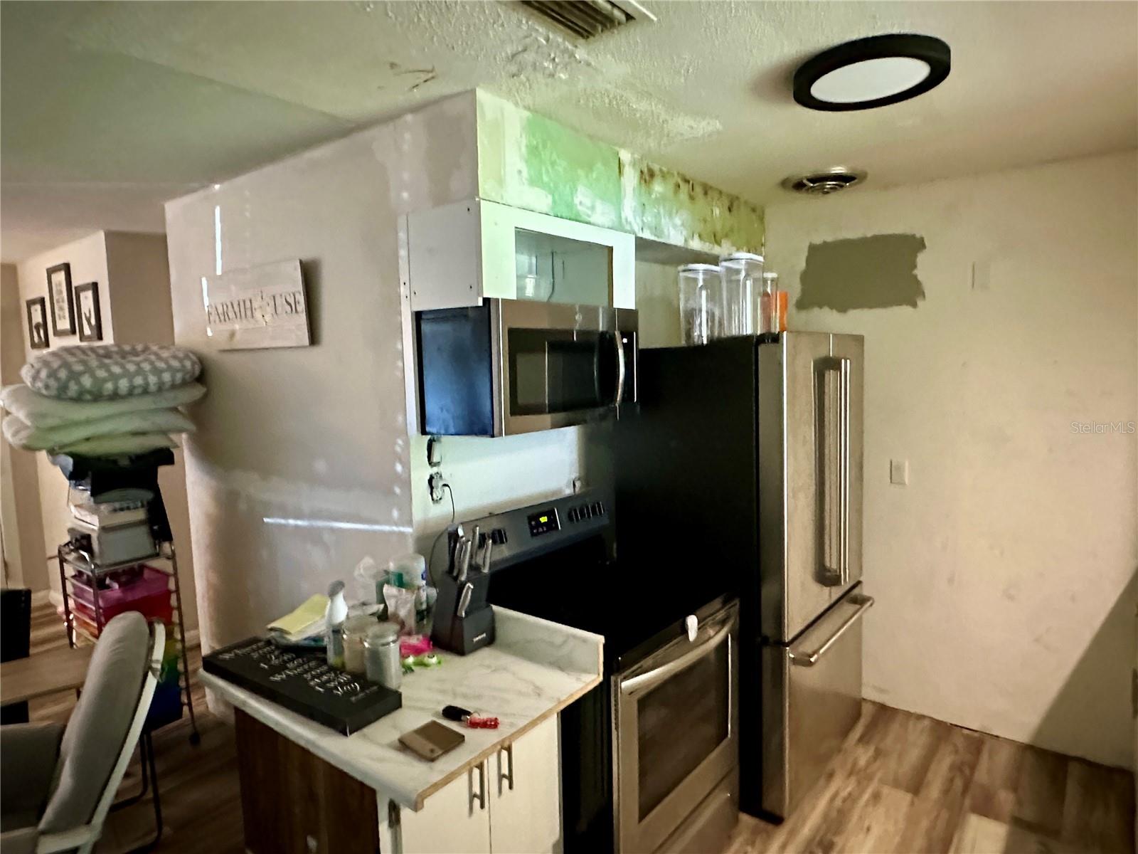 Image 3 of 12 For 1223 Midway Boulevard