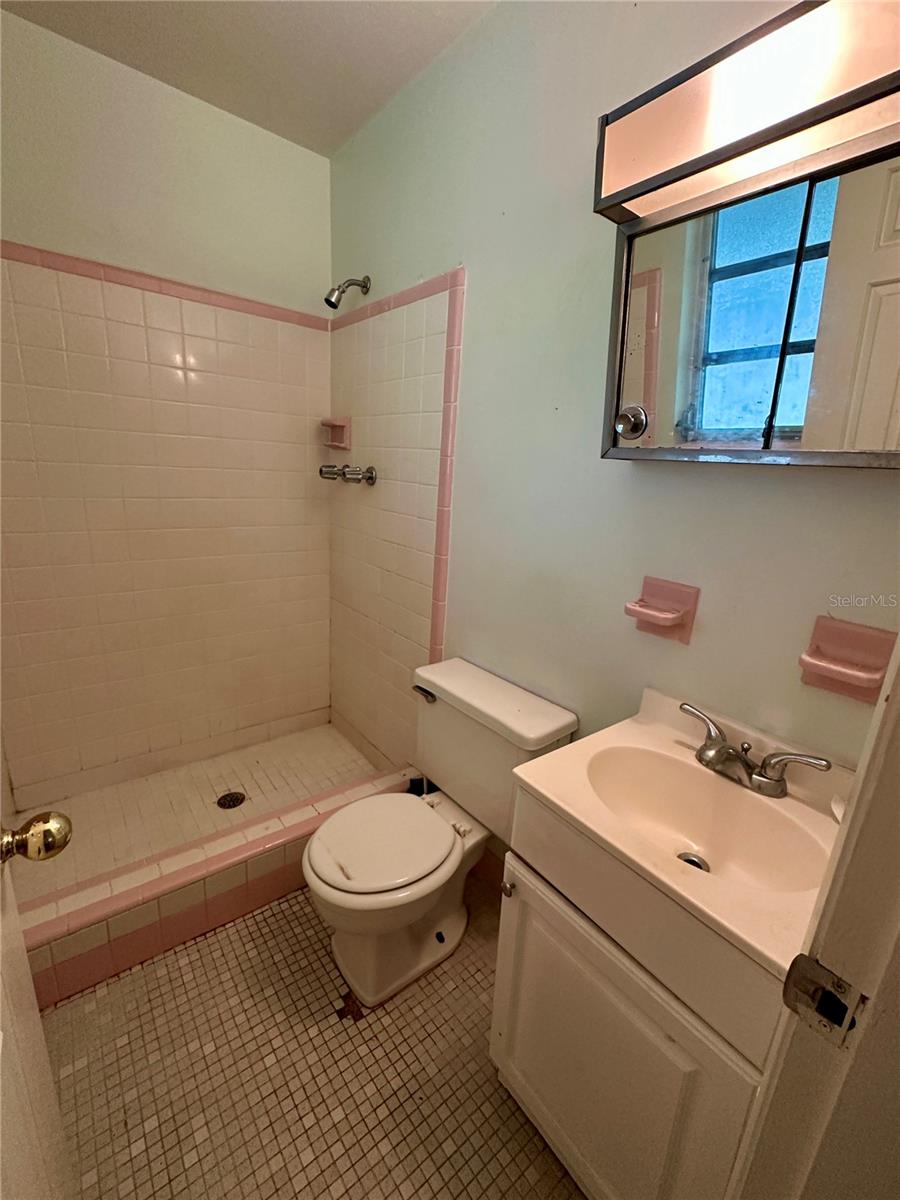 Image 7 of 12 For 1223 Midway Boulevard