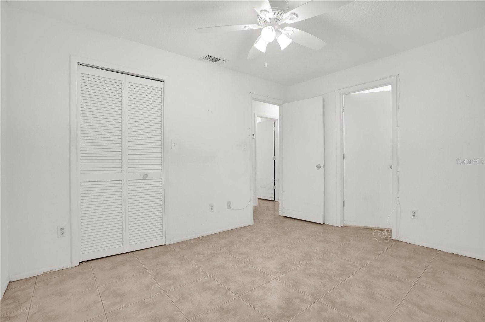Image 10 of 31 For 52 Saint Johanna Drive