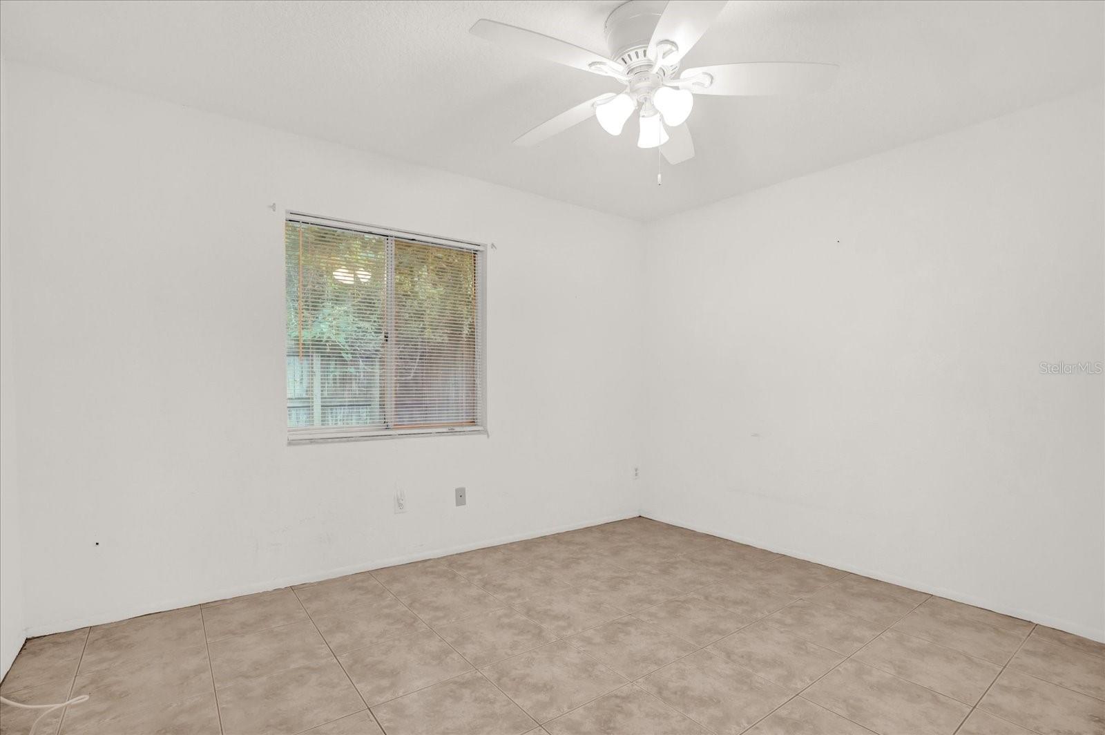 Image 14 of 31 For 52 Saint Johanna Drive