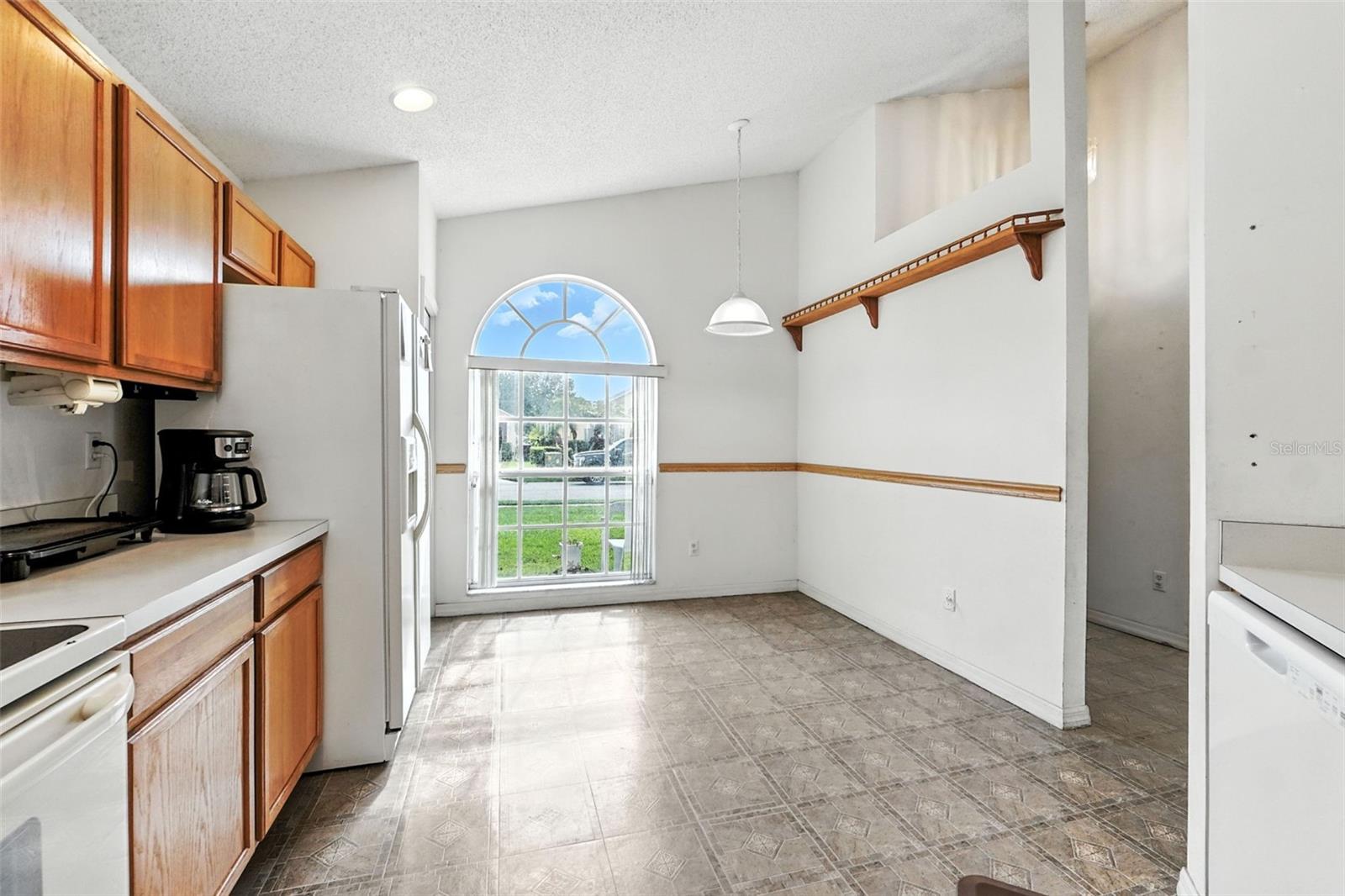 Image 14 of 30 For 2928 Cool Breeze Circle