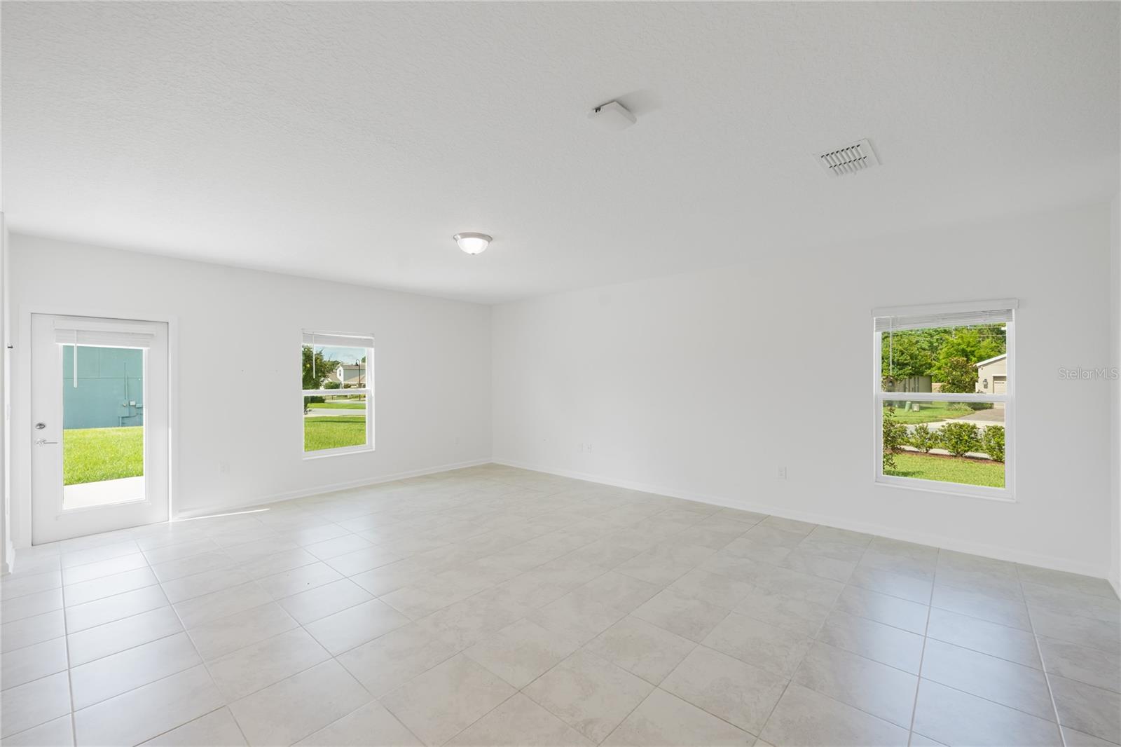 Image 10 of 61 For 2910 Black Birch Drive