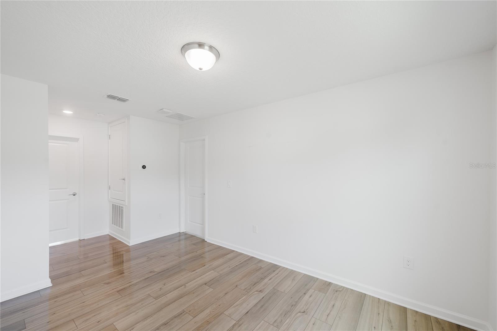 Image 22 of 61 For 2910 Black Birch Drive