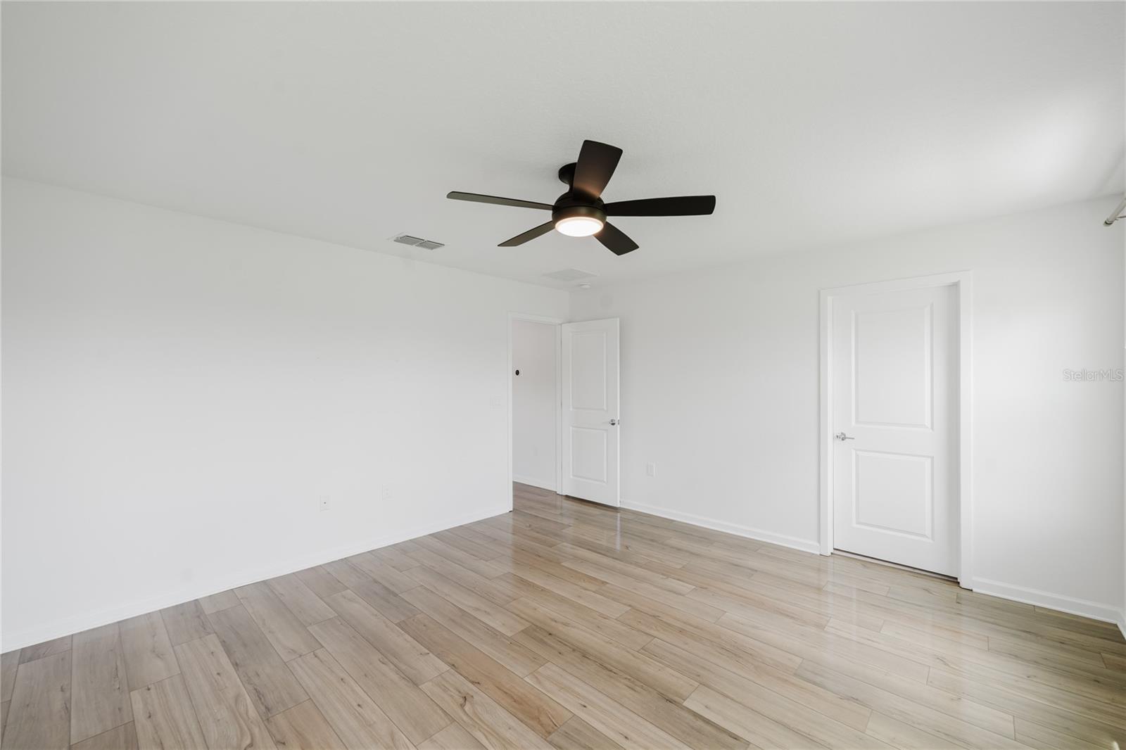Image 26 of 61 For 2910 Black Birch Drive