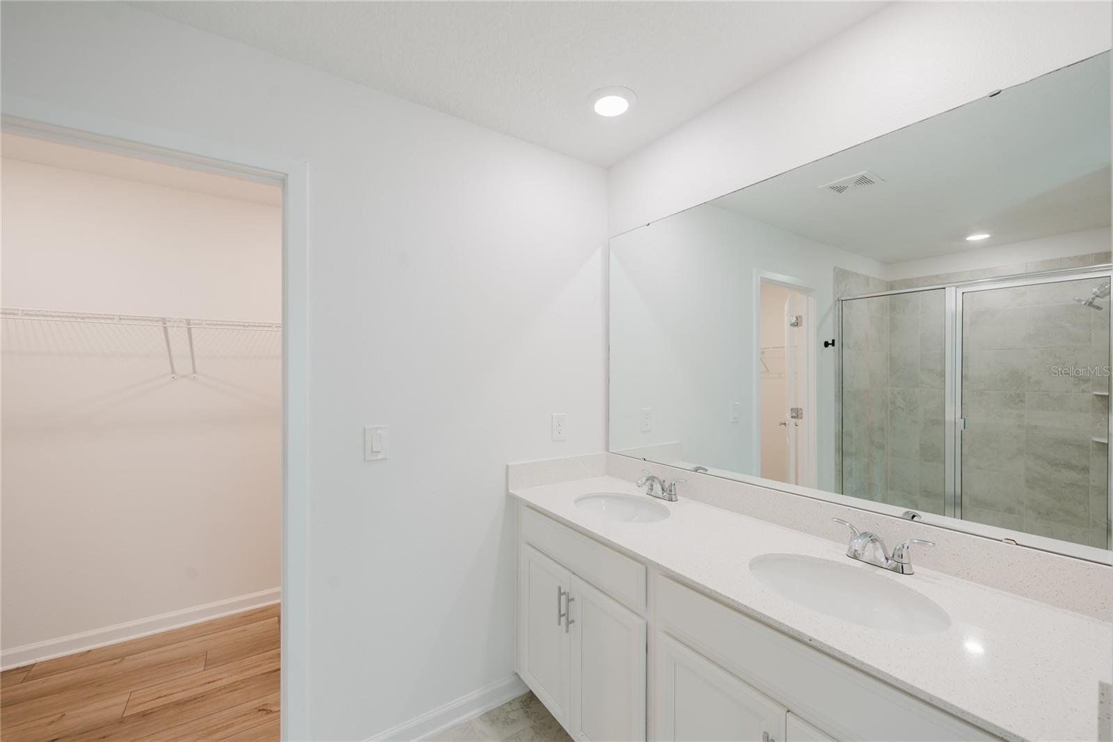 Image 29 of 61 For 2910 Black Birch Drive