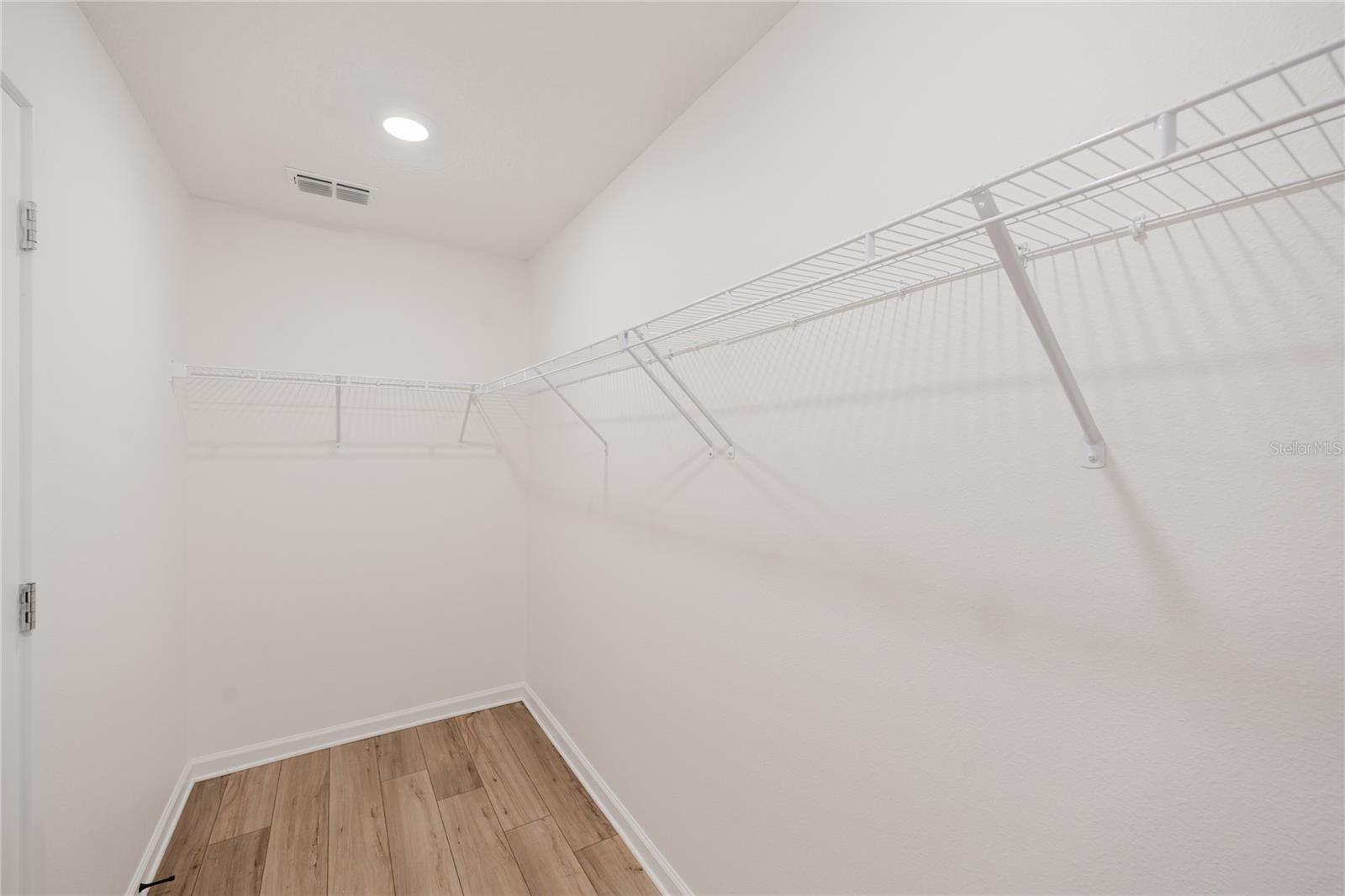Image 31 of 61 For 2910 Black Birch Drive