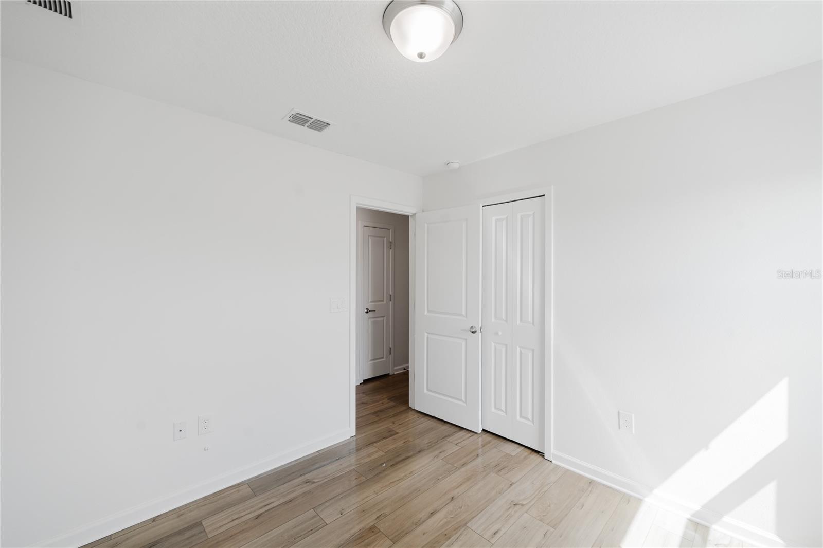 Image 34 of 61 For 2910 Black Birch Drive