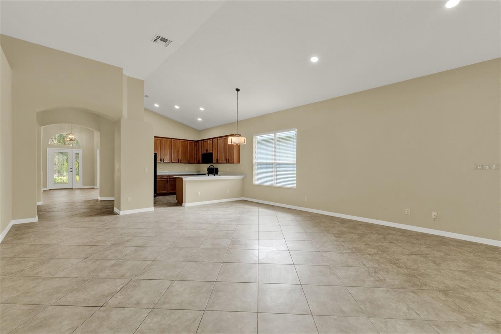 Image 12 of 39 For 1757 Cherry Ridge Drive