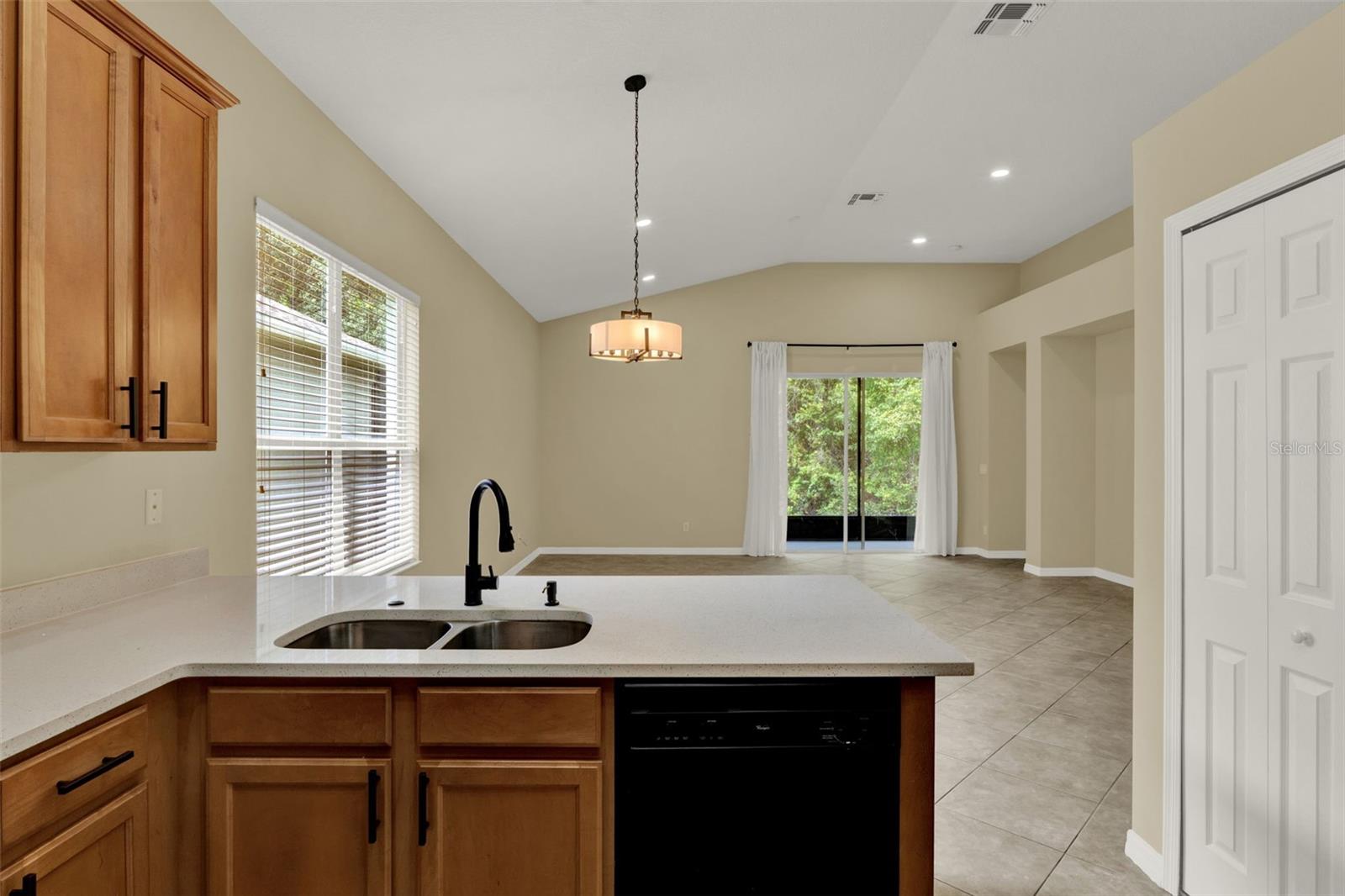 Image 15 of 39 For 1757 Cherry Ridge Drive