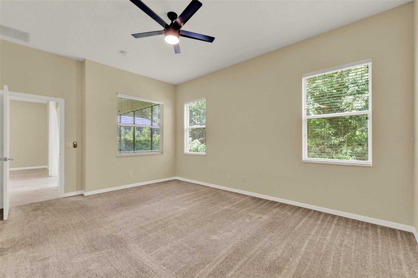 Image 20 of 39 For 1757 Cherry Ridge Drive