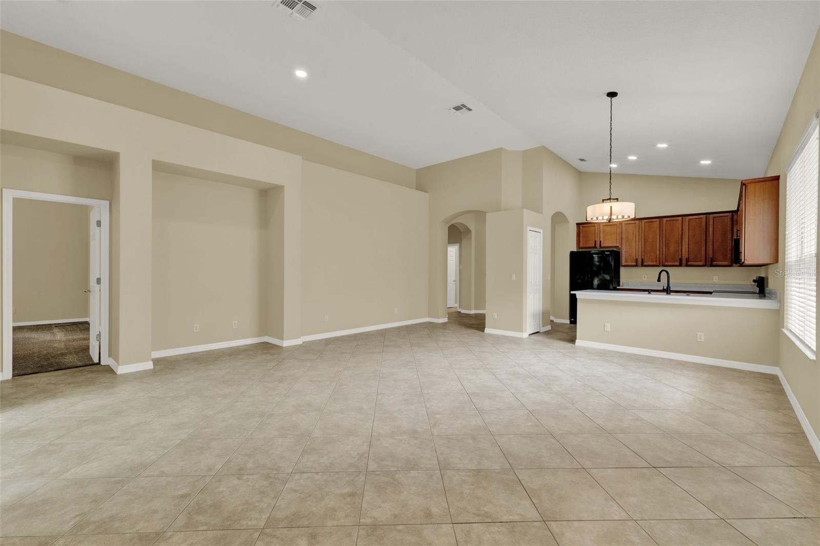 Image 9 of 39 For 1757 Cherry Ridge Drive