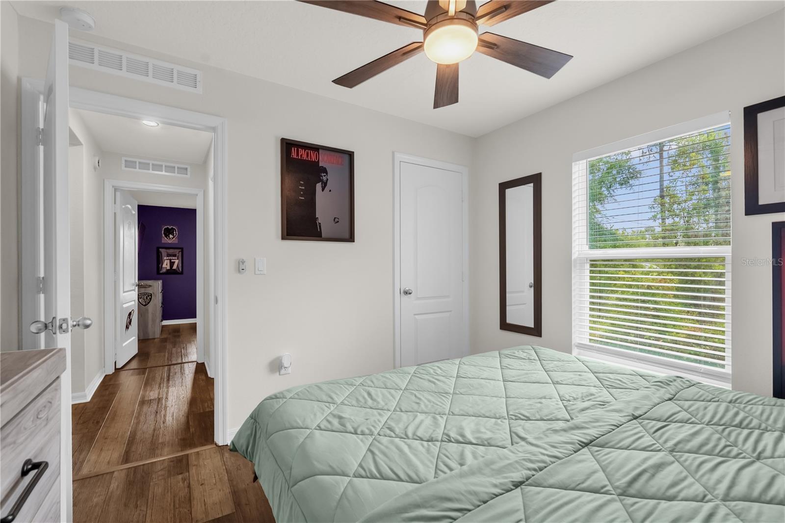 Image 16 of 30 For 1898 9th Avenue