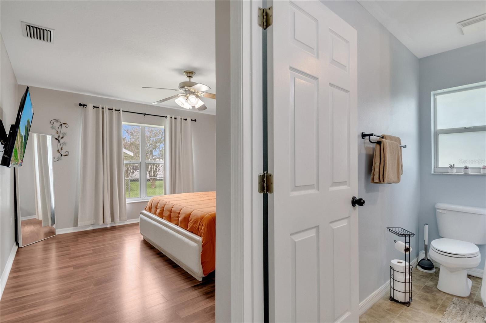 Image 20 of 29 For 645 65th Street