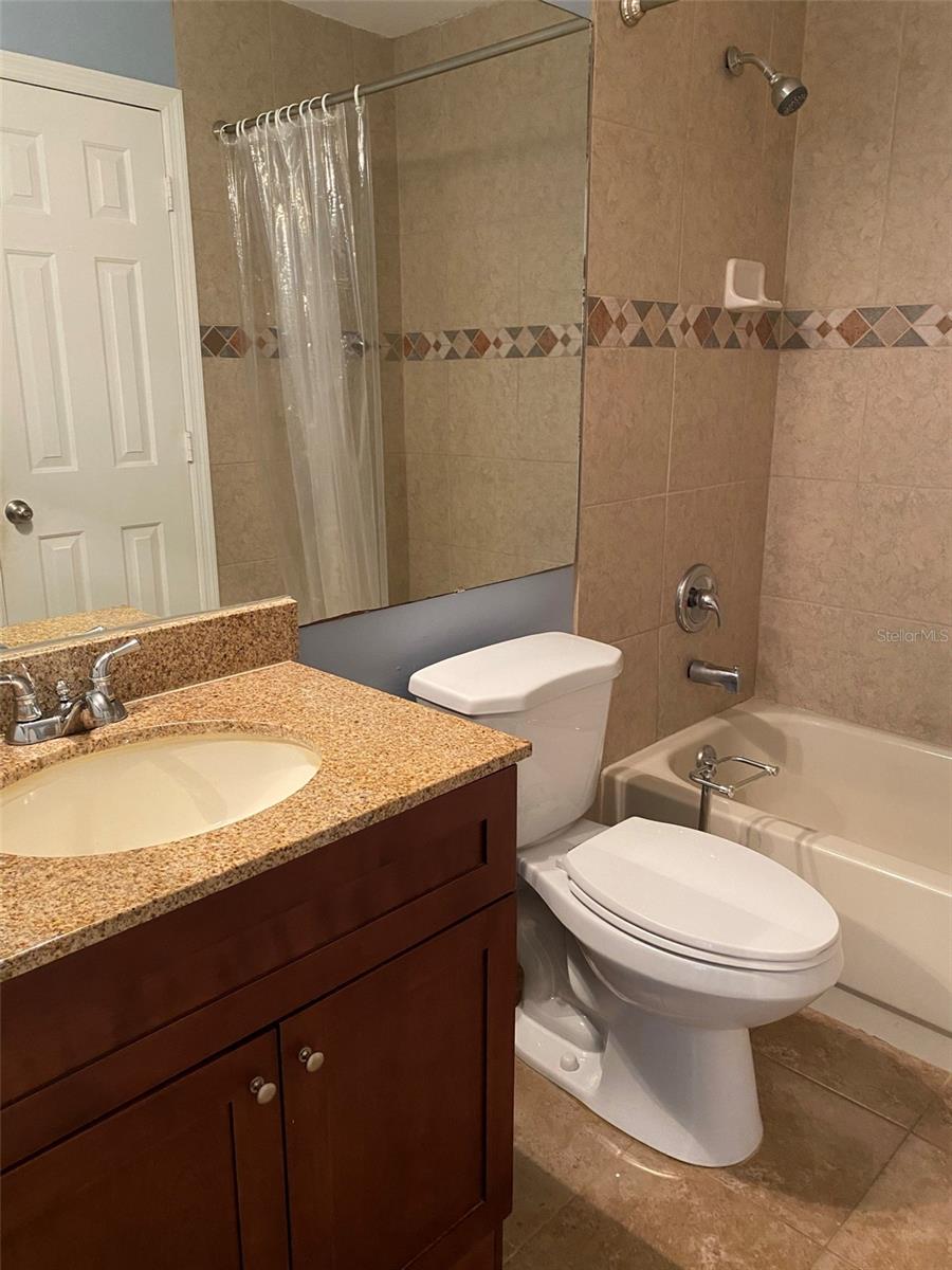 Image 13 of 17 For 962 Newcastle Cir  100