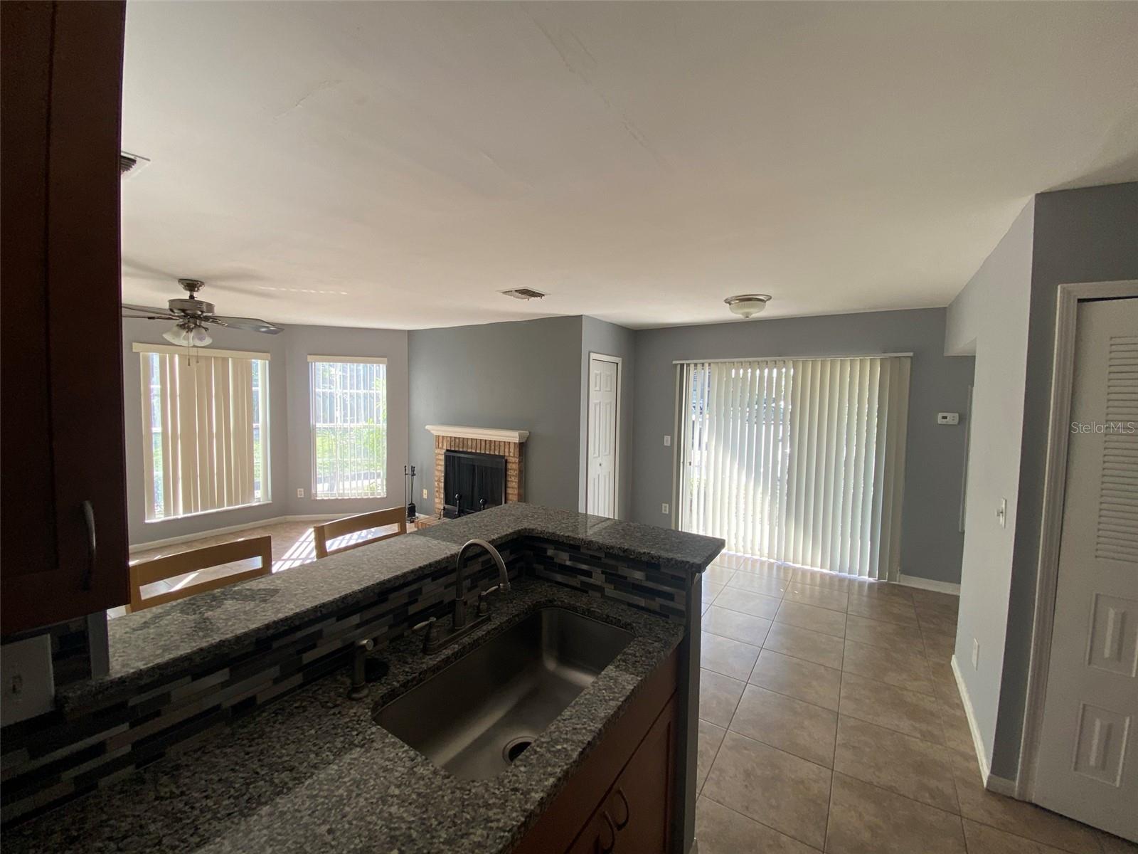 Image 14 of 17 For 962 Newcastle Cir  100
