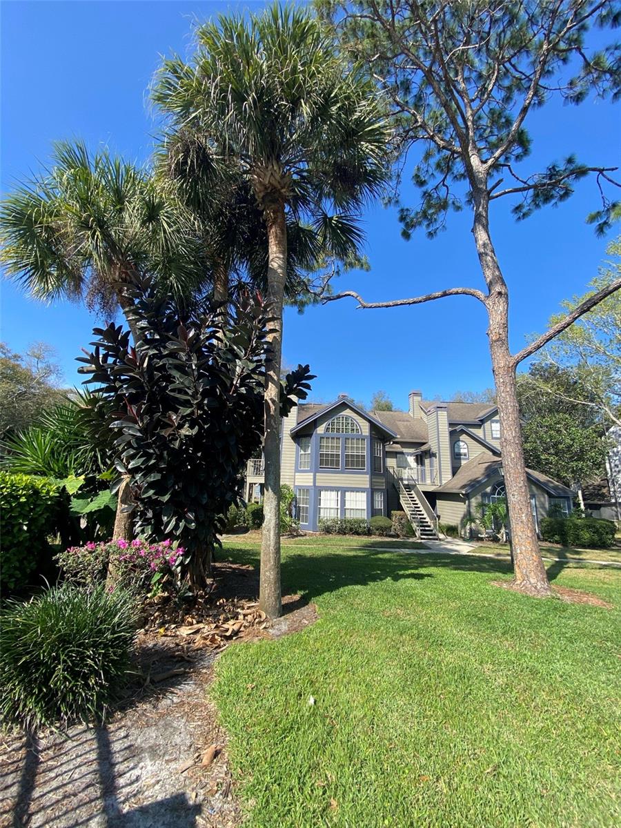 Image 2 of 17 For 962 Newcastle Cir  100