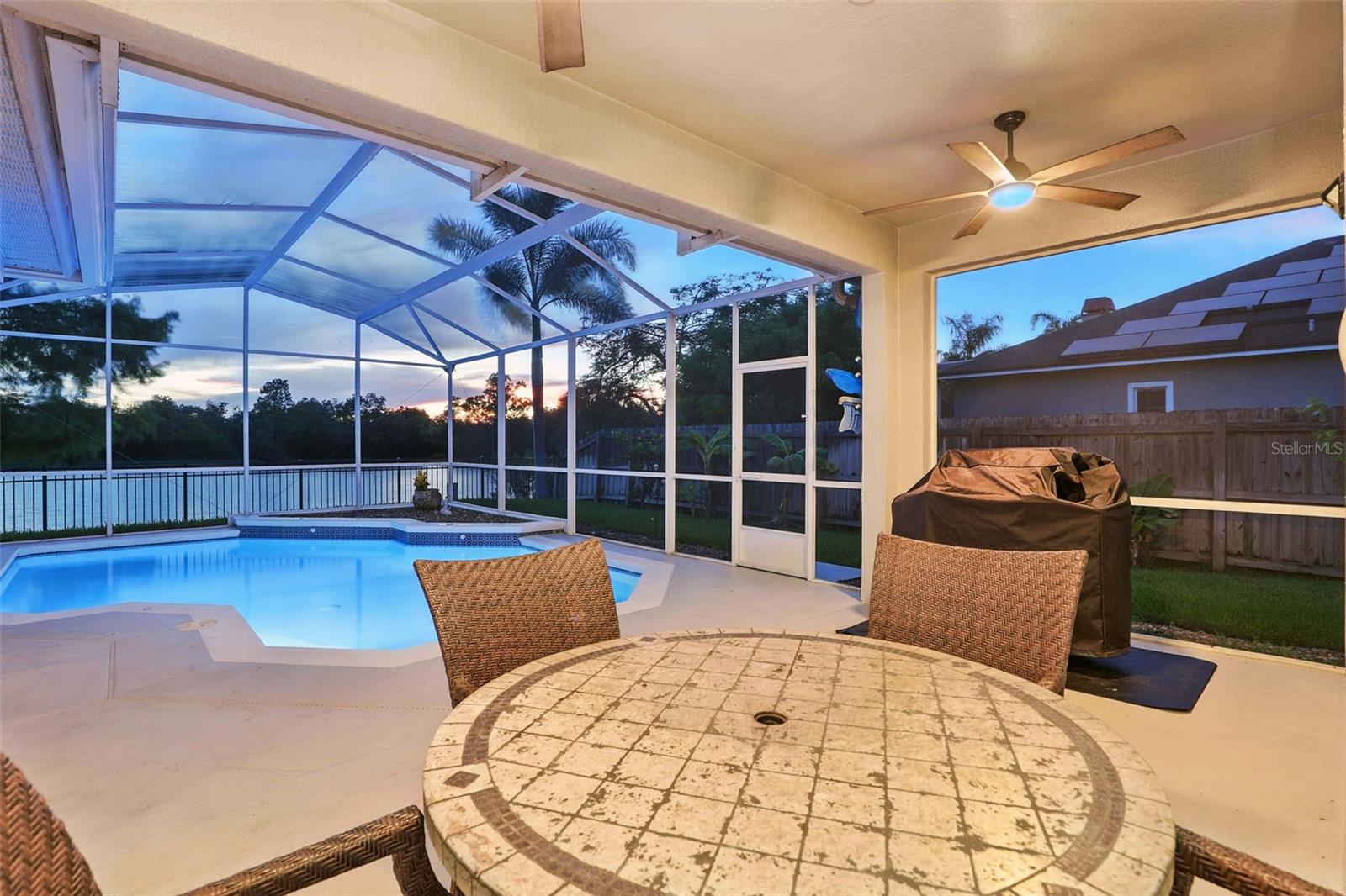 Image 31 of 40 For 13855 Bluewater Circle