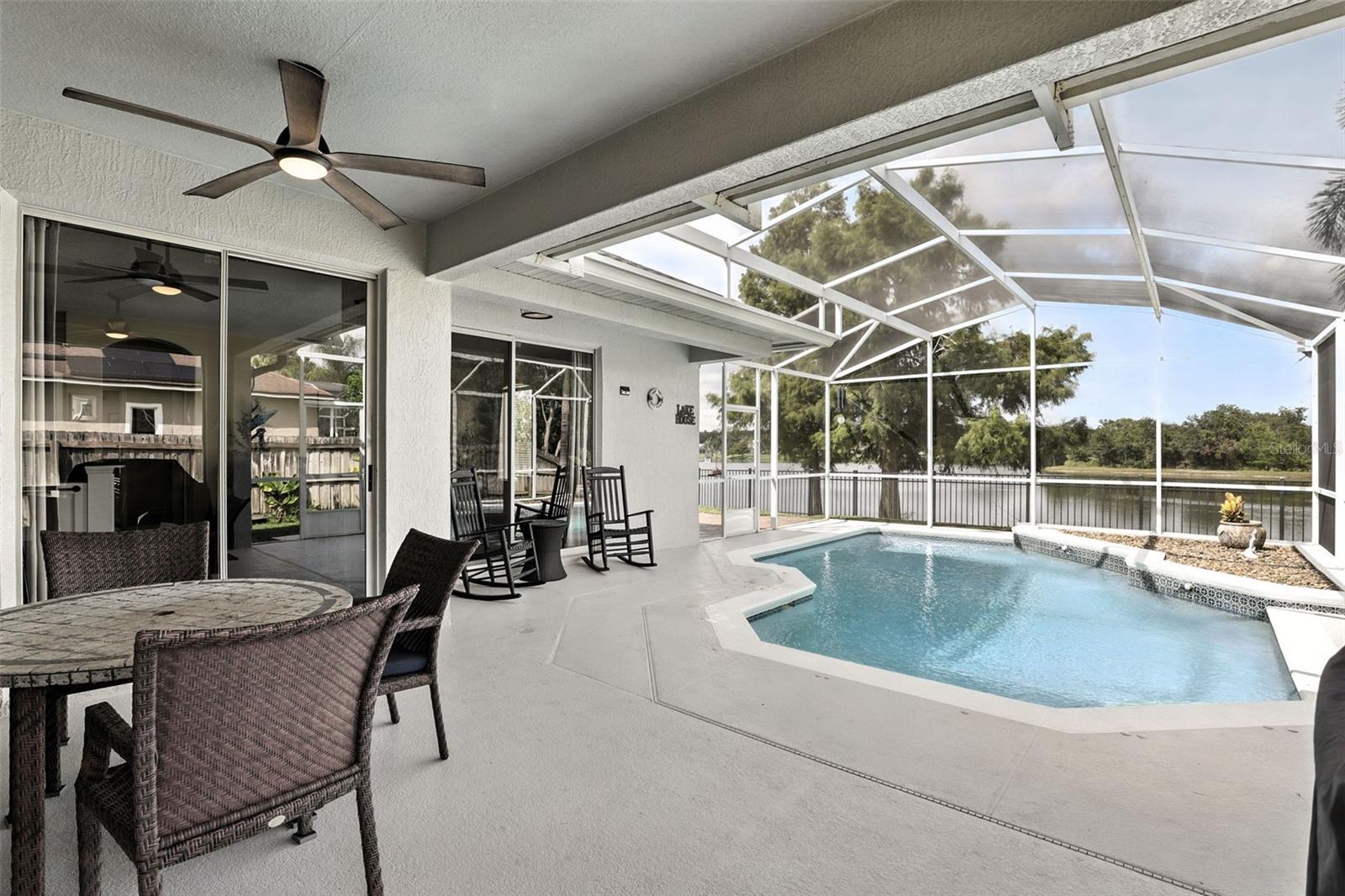 Image 32 of 40 For 13855 Bluewater Circle
