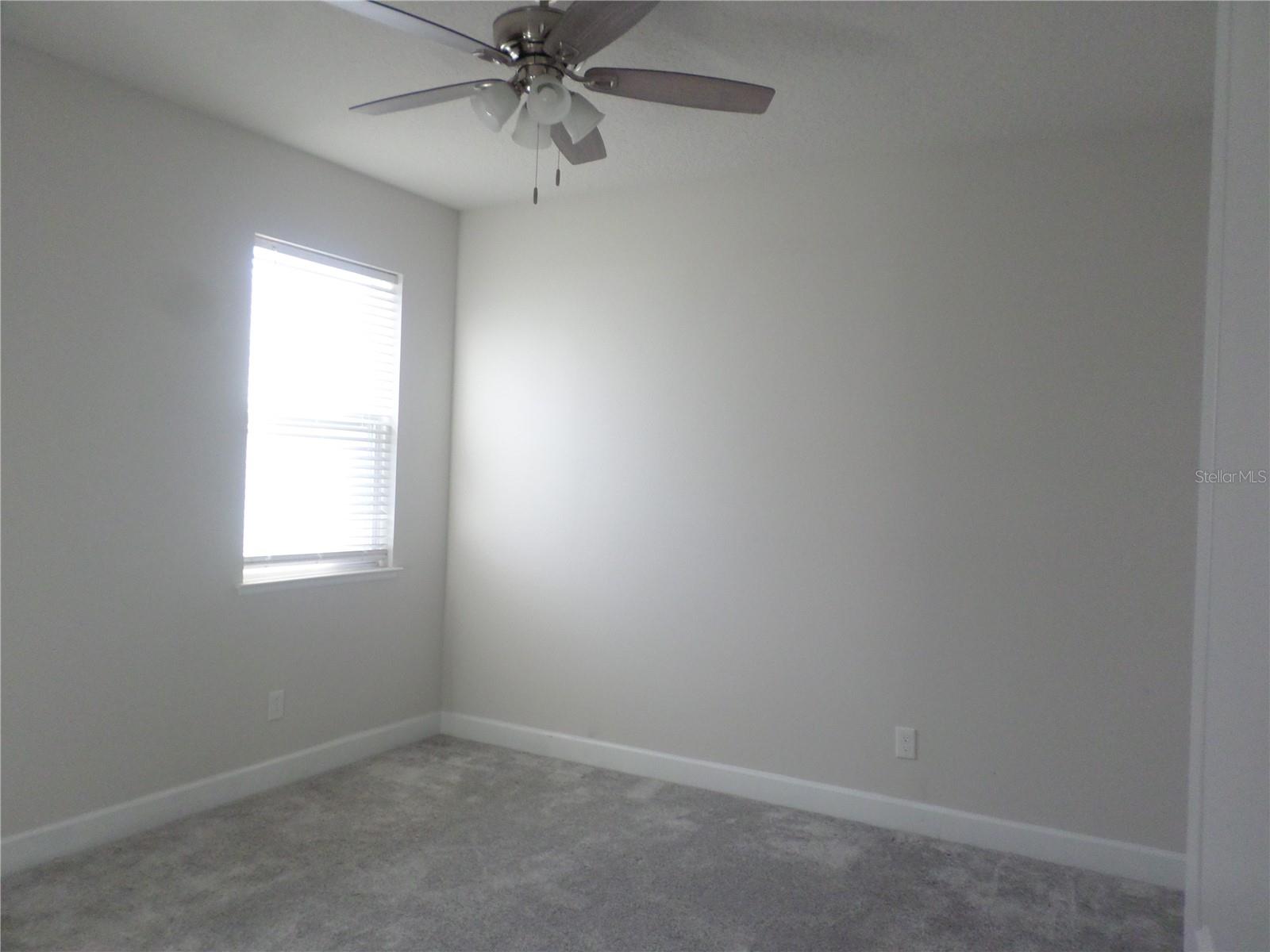 Image 3 of 13 For 2659 Park Ridge Street