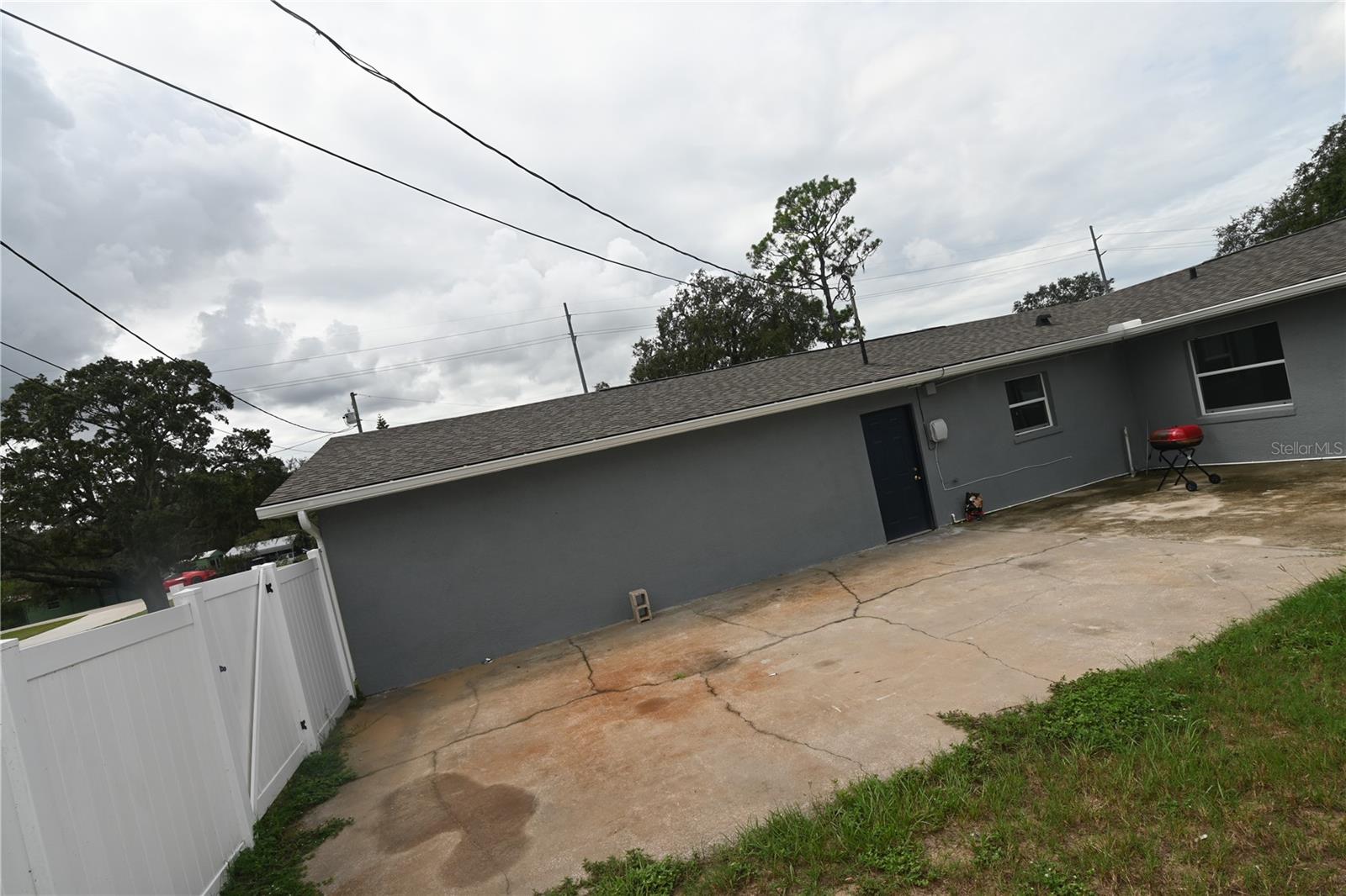 Image 15 of 38 For 5372 Johnson Avenue