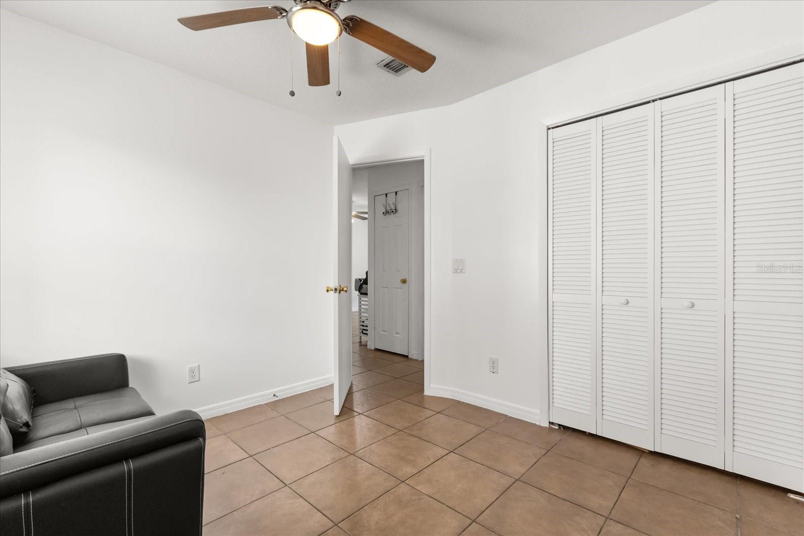 Image 15 of 26 For 6844 Longmeade Lane