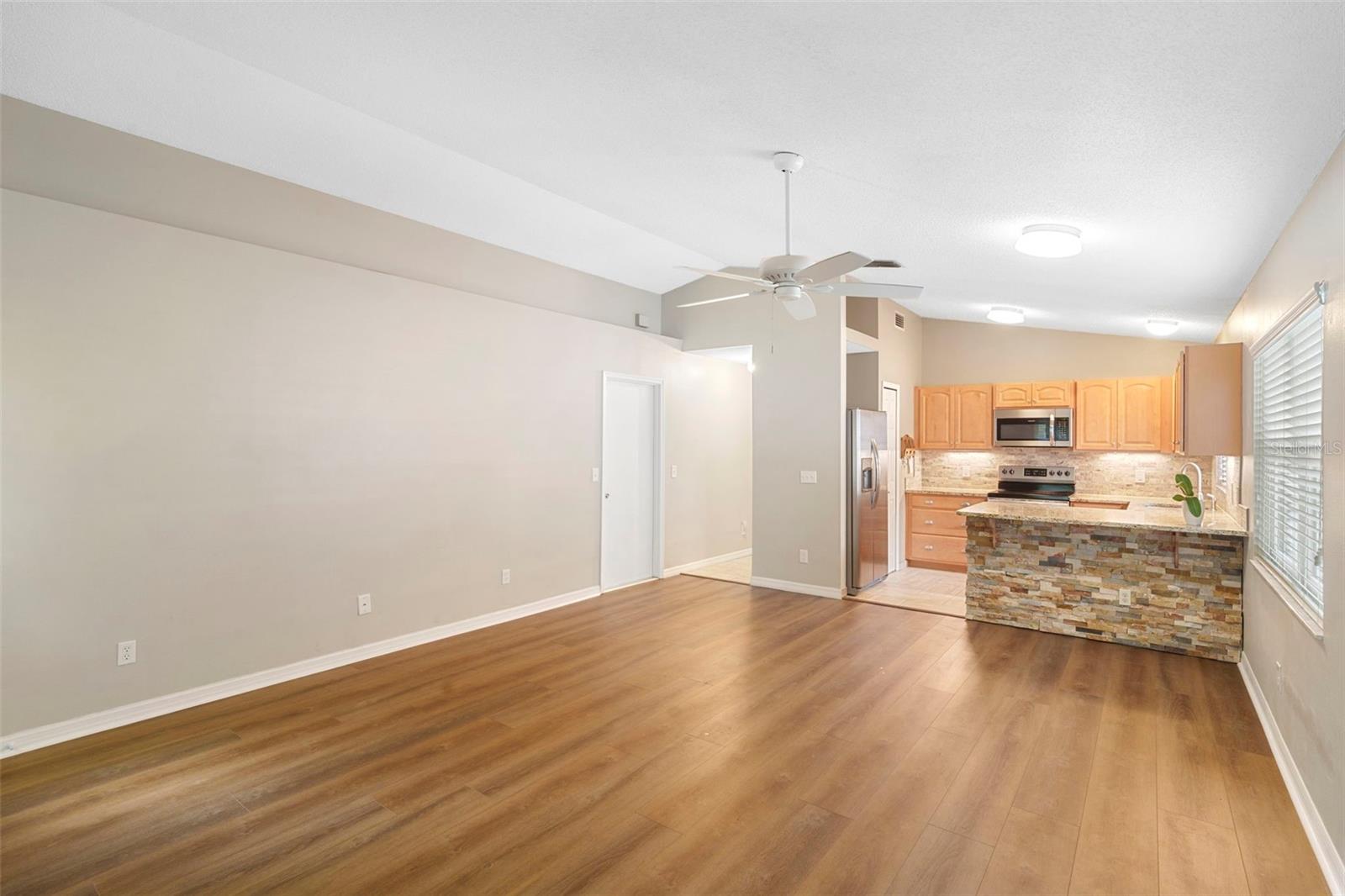 Image 14 of 41 For 2033 Garwood Drive