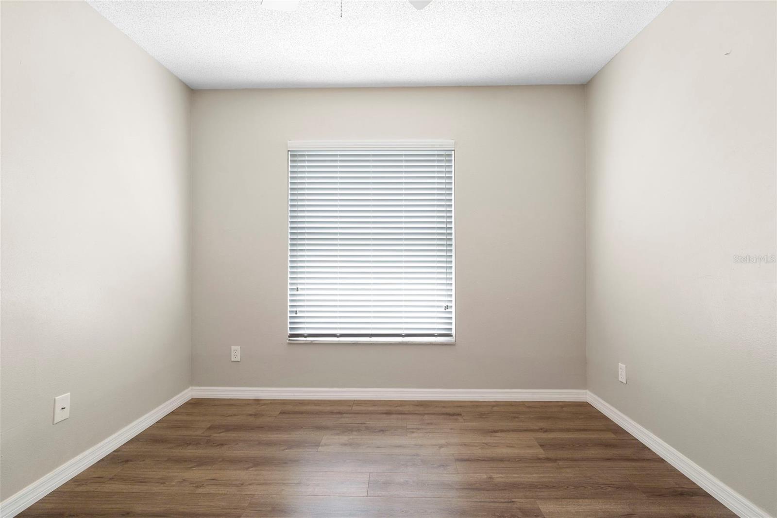 Image 20 of 41 For 2033 Garwood Drive