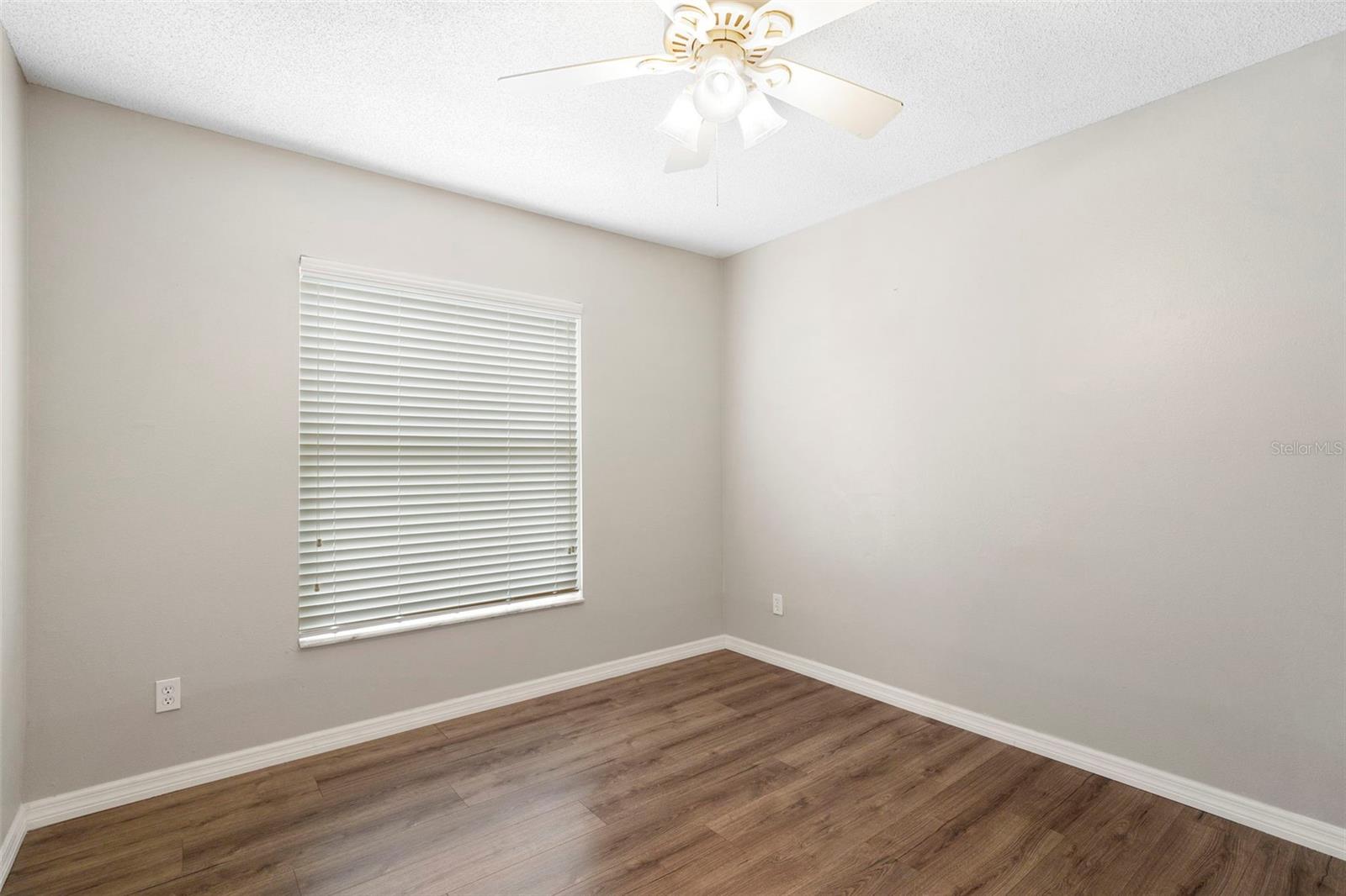 Image 22 of 41 For 2033 Garwood Drive