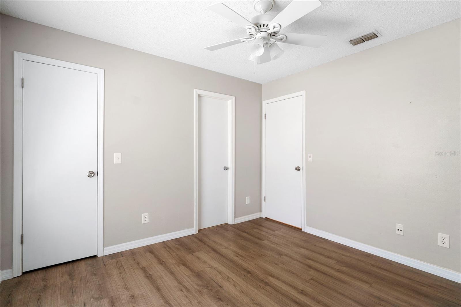Image 24 of 41 For 2033 Garwood Drive