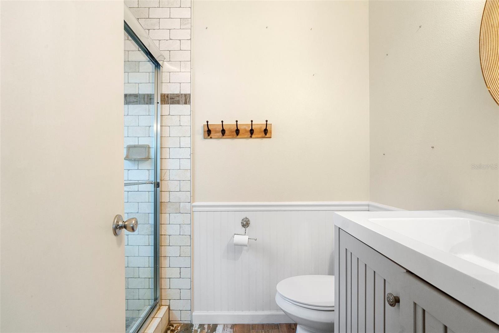Image 32 of 41 For 2033 Garwood Drive