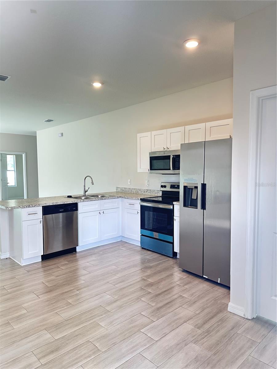 Image 4 of 6 For 124 Westmoreland Drive