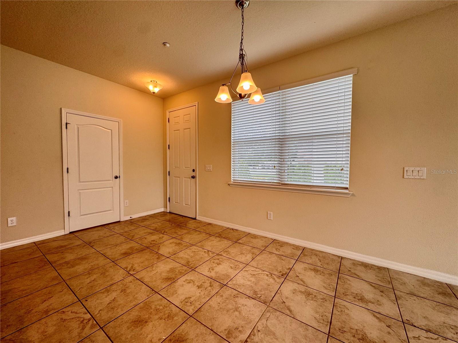 Image 12 of 38 For 7613 Aloma Pines Court
