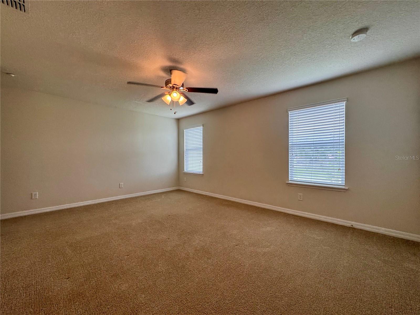 Image 23 of 38 For 7613 Aloma Pines Court
