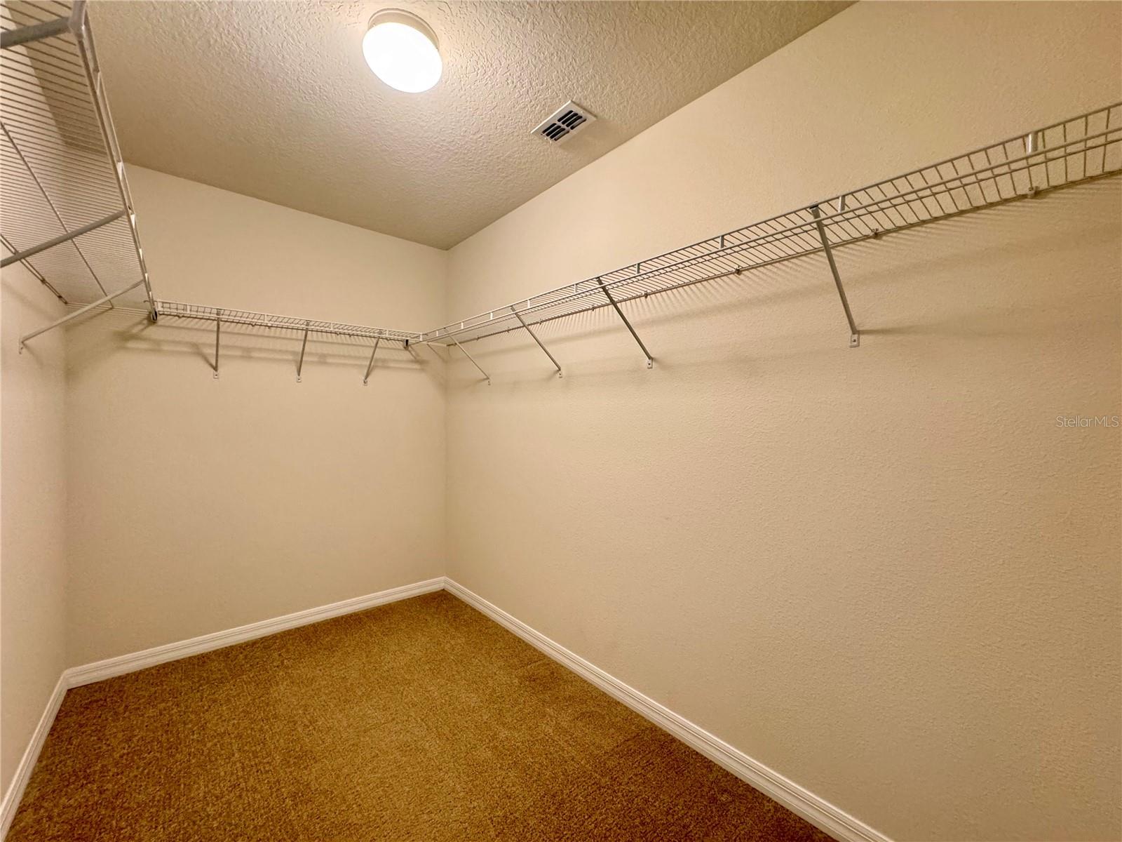 Image 26 of 38 For 7613 Aloma Pines Court