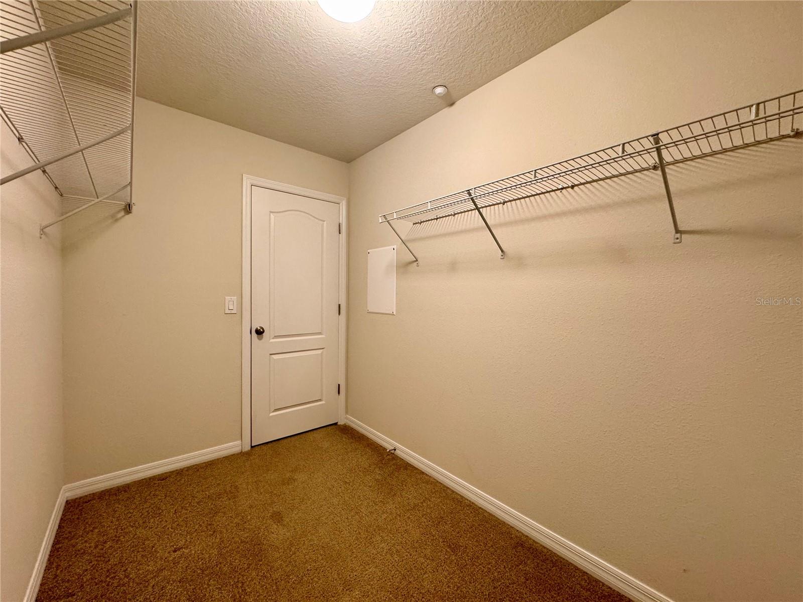 Image 27 of 38 For 7613 Aloma Pines Court