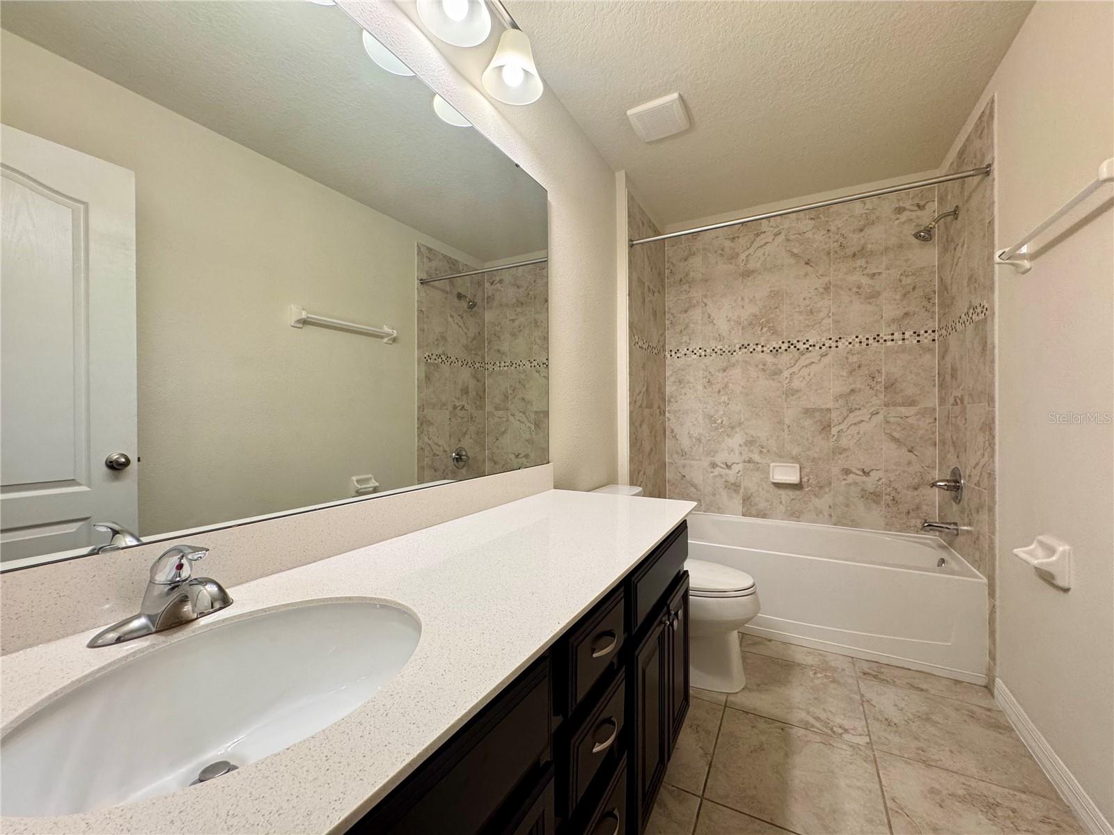 Image 31 of 38 For 7613 Aloma Pines Court