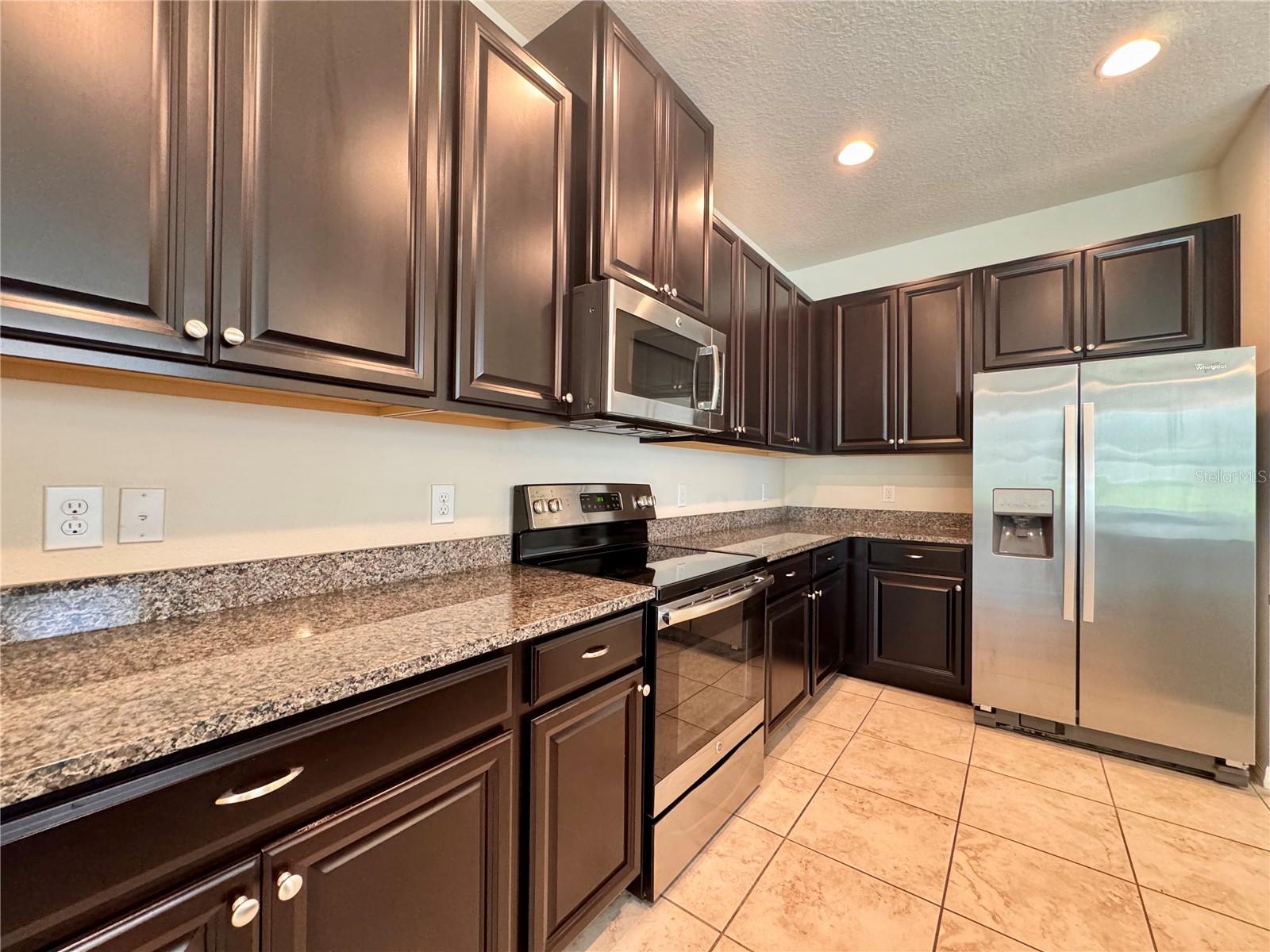 Image 7 of 38 For 7613 Aloma Pines Court