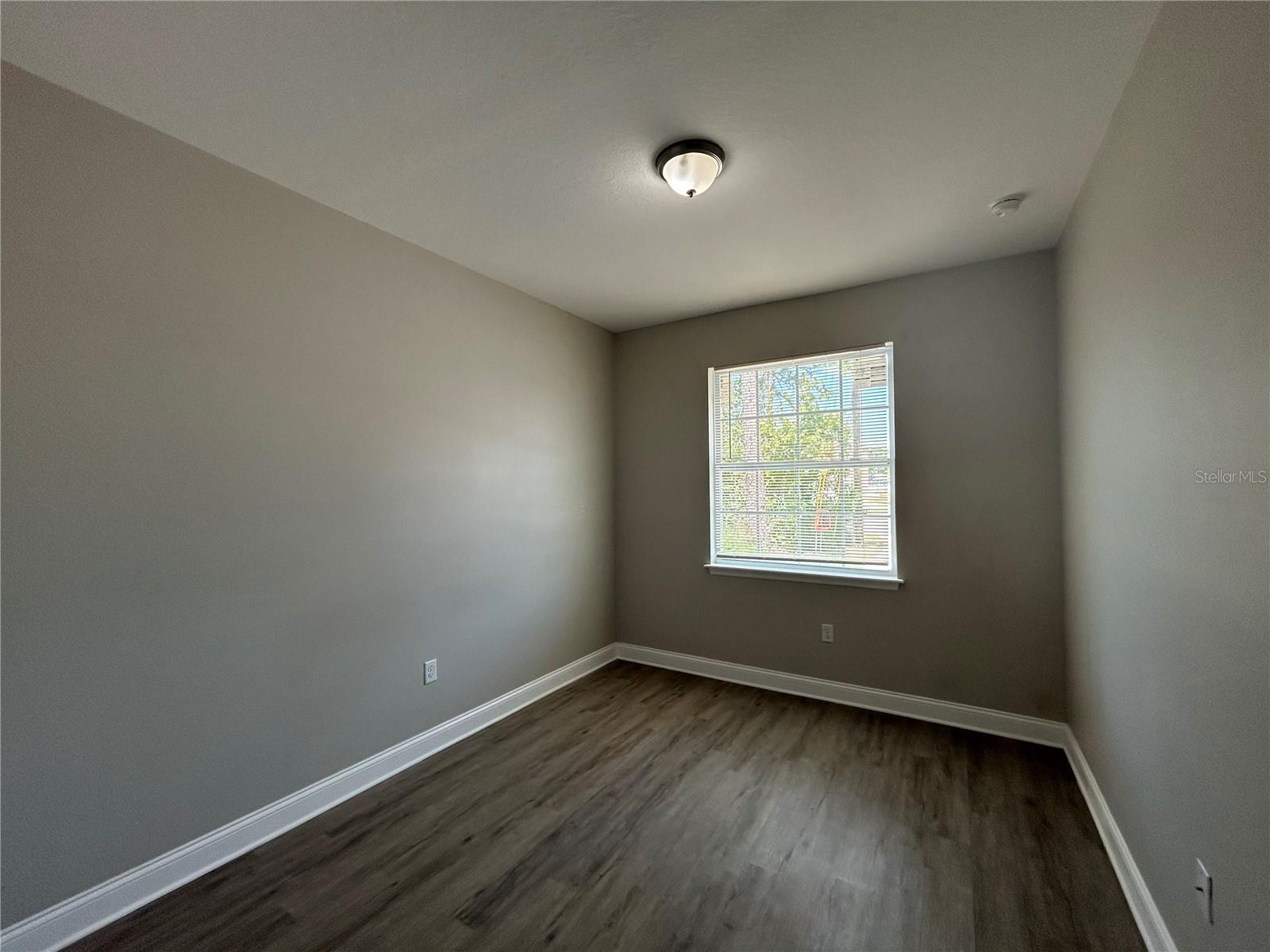 Image 20 of 21 For 817 Savona Place A