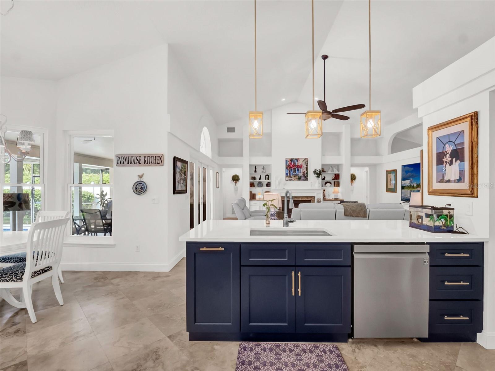 Image 17 of 52 For 8050 Winpine Court