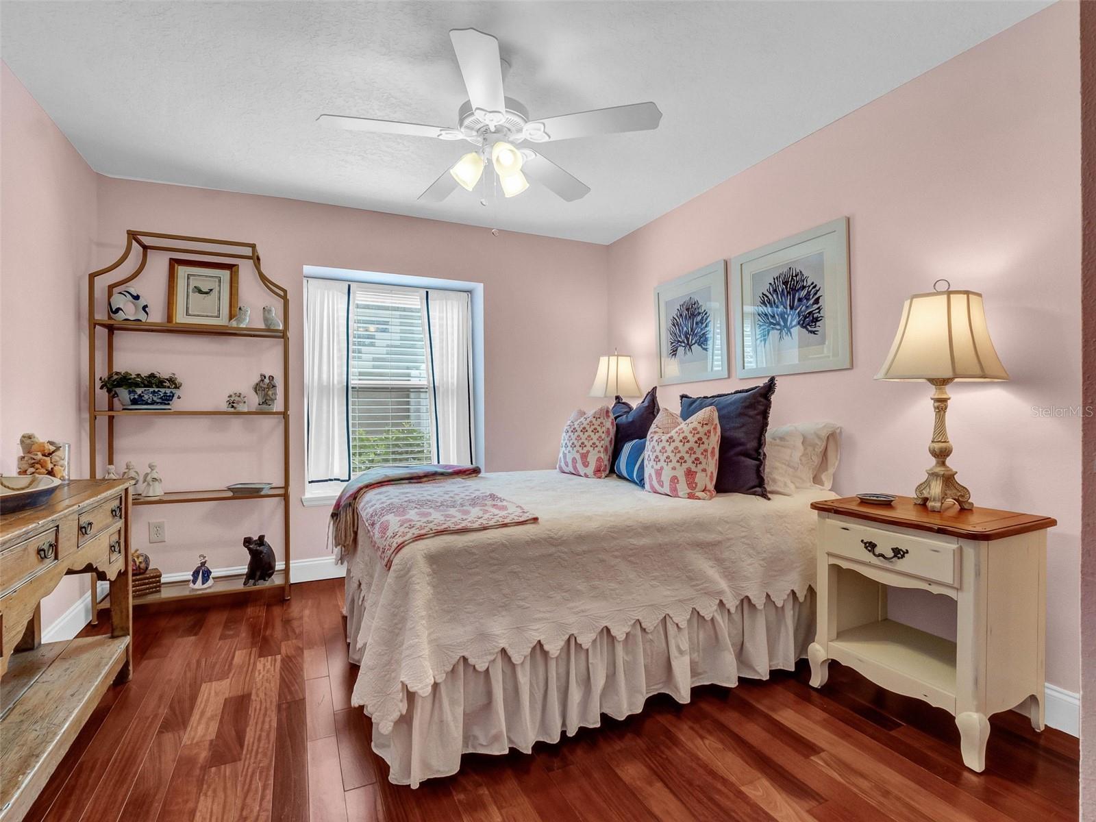 Image 33 of 52 For 8050 Winpine Court