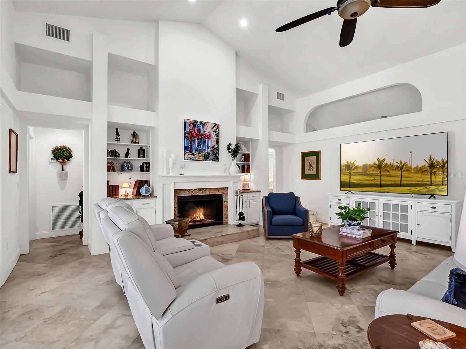 Image 9 of 52 For 8050 Winpine Court